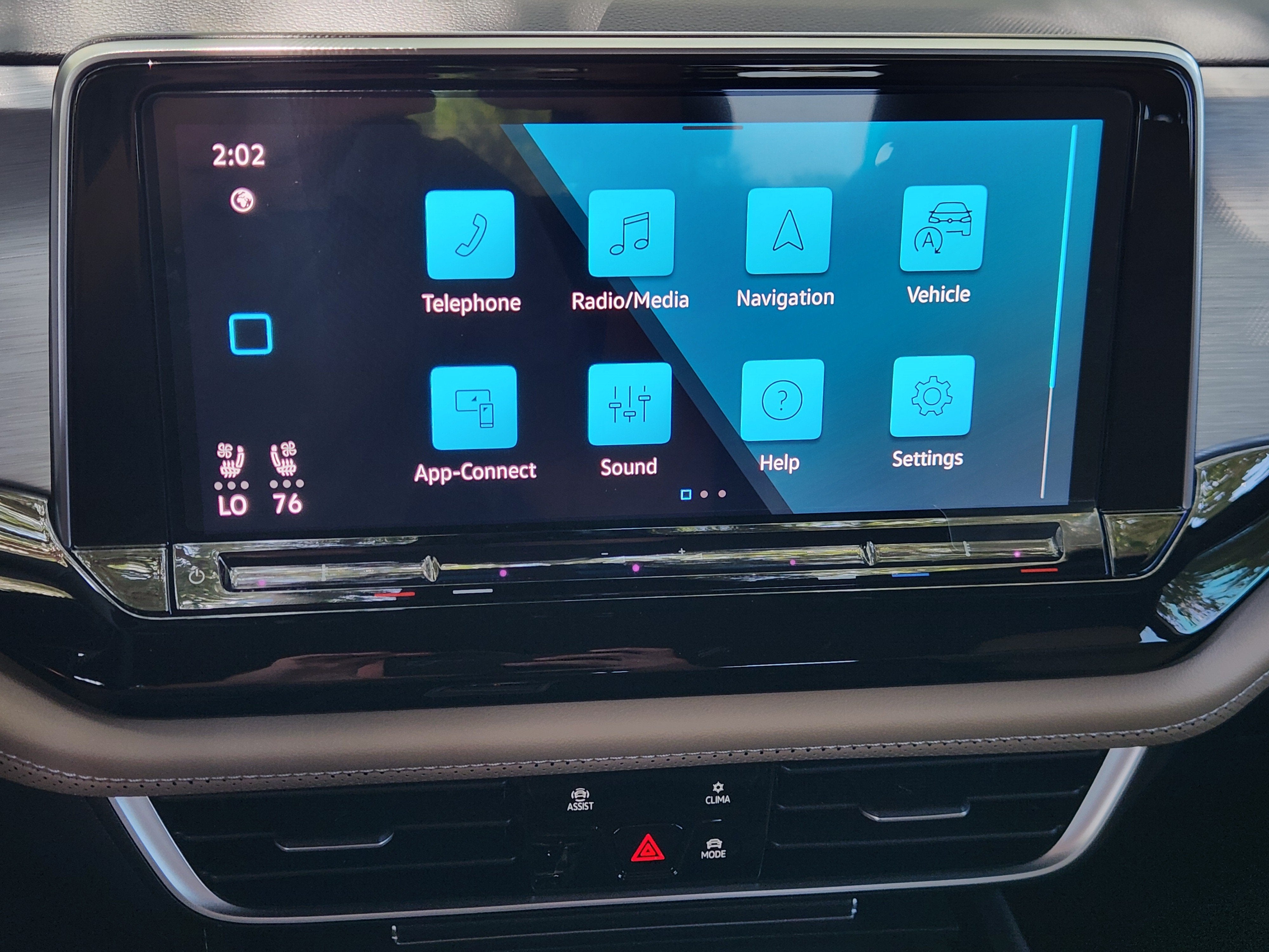 2026 Volkswagen Atlas Cross Sport 2.0T SE