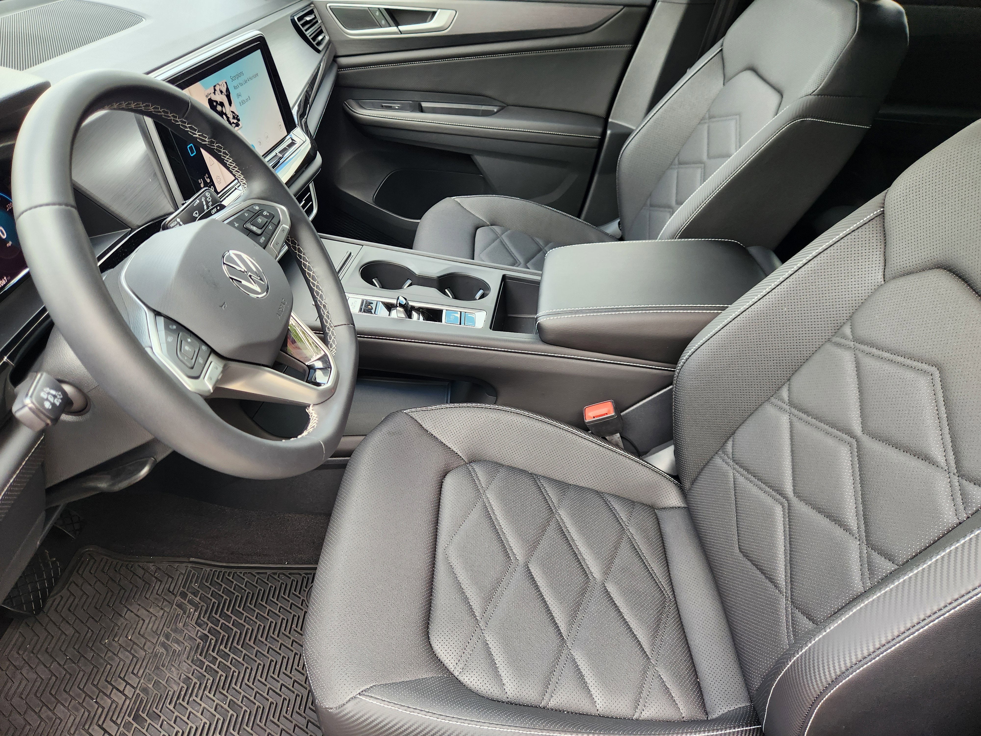 2026 Volkswagen Atlas Cross Sport 2.0T SE