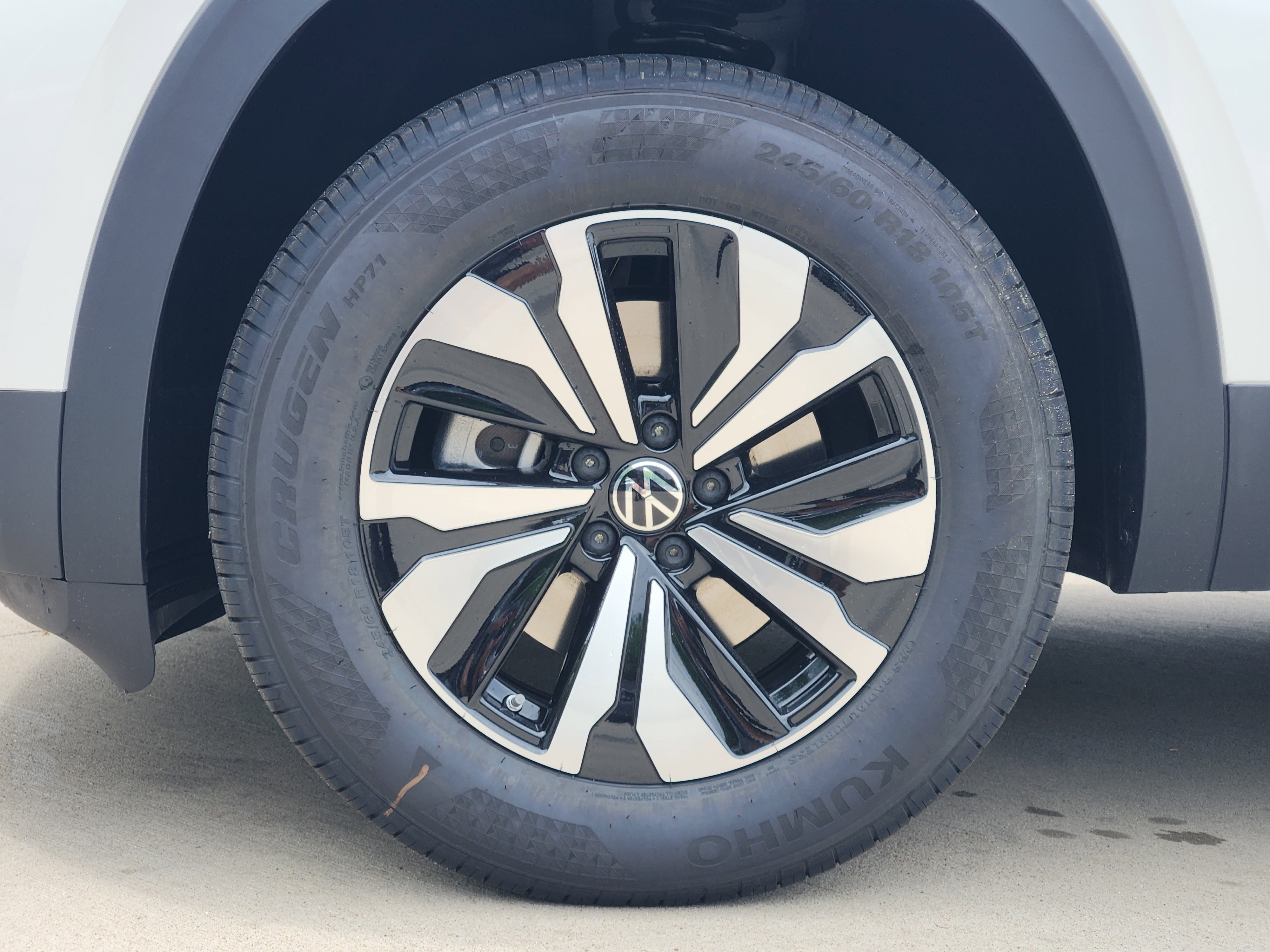 2026 Volkswagen Atlas Cross Sport 2.0T SE