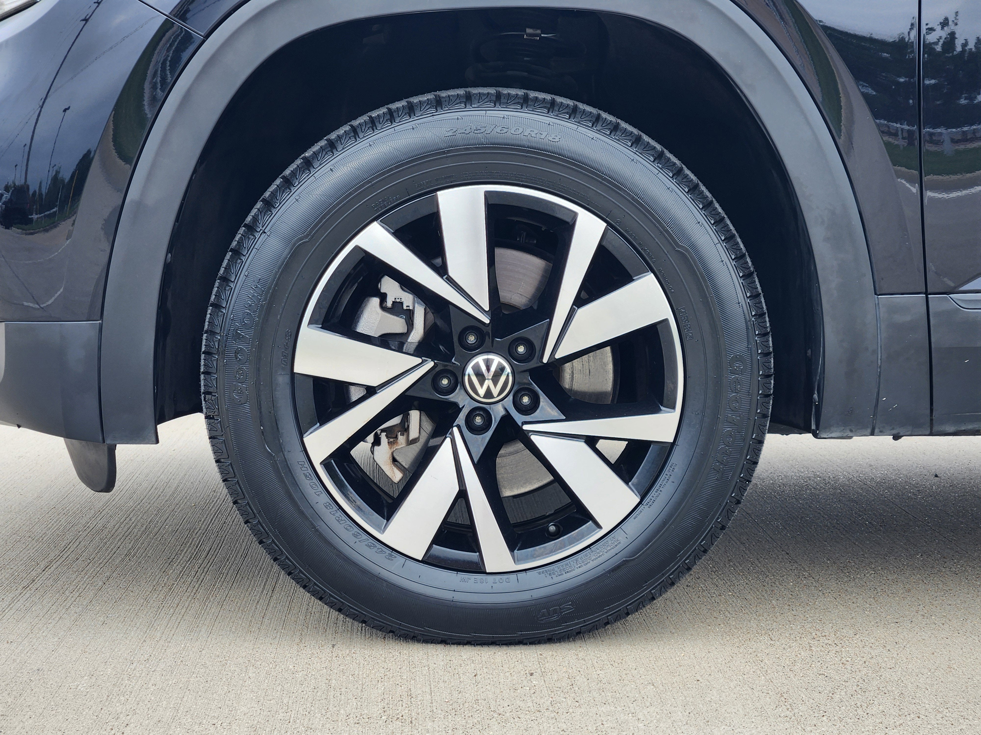 2023 Volkswagen Atlas Cross Sport 2.0T SE
