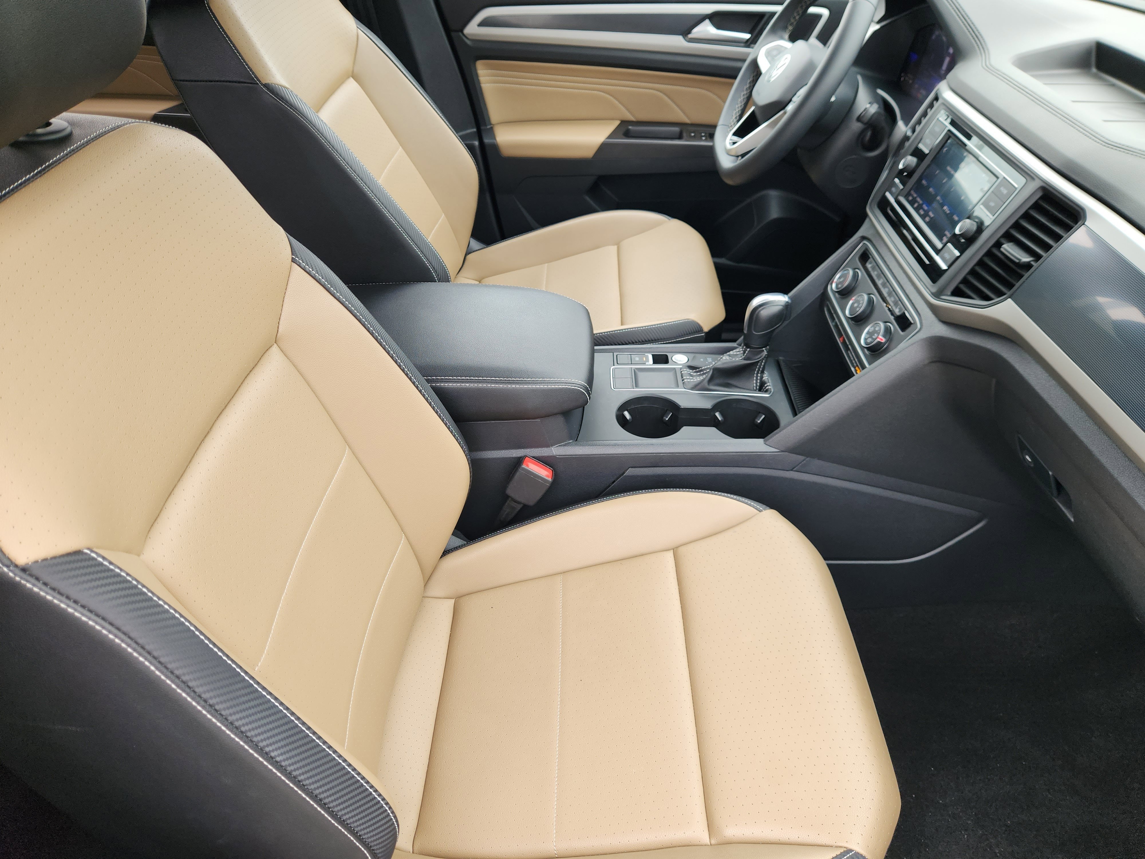 2023 Volkswagen Atlas Cross Sport 2.0T SE