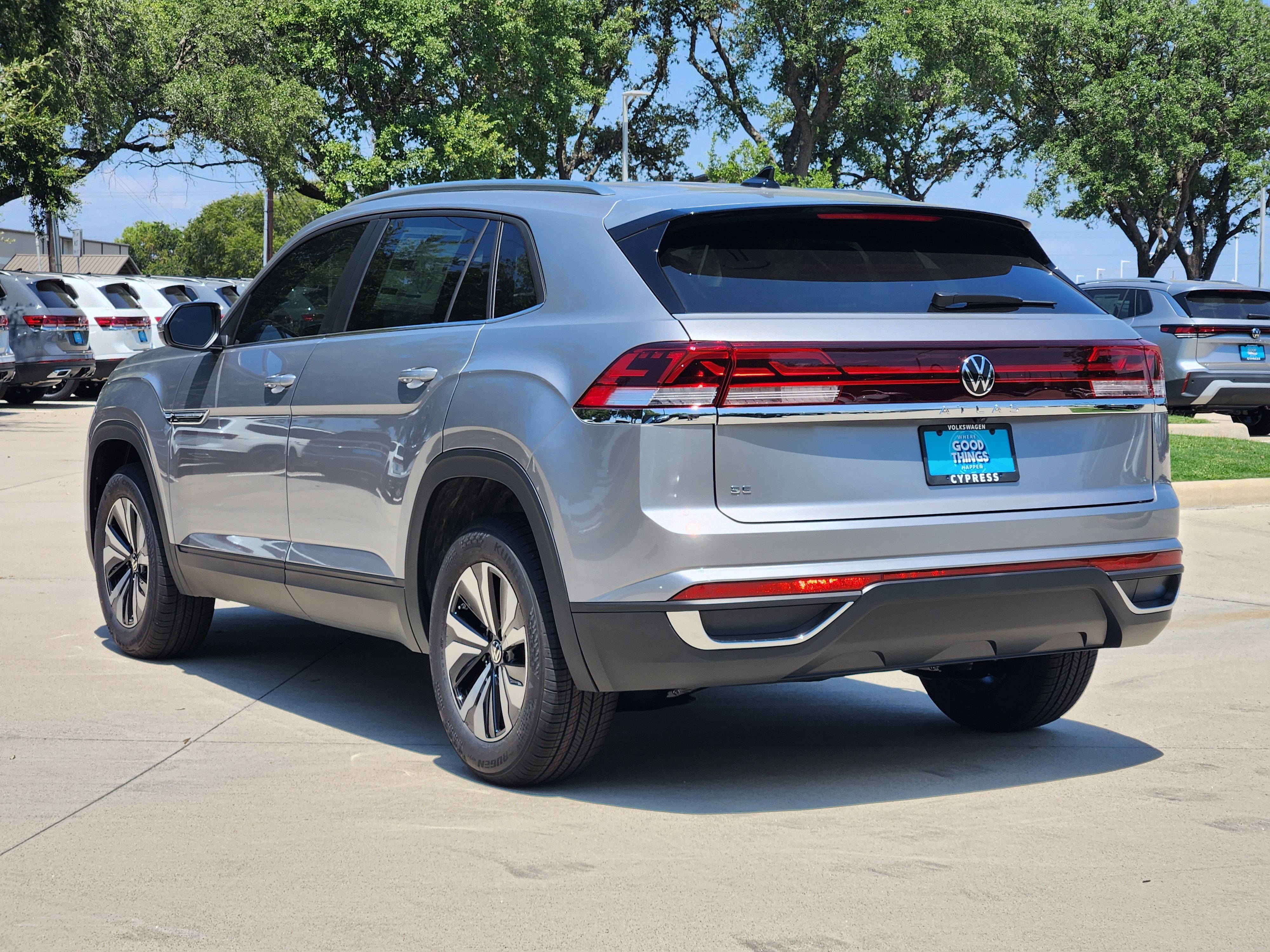2026 Volkswagen Atlas Cross Sport 2.0T SE