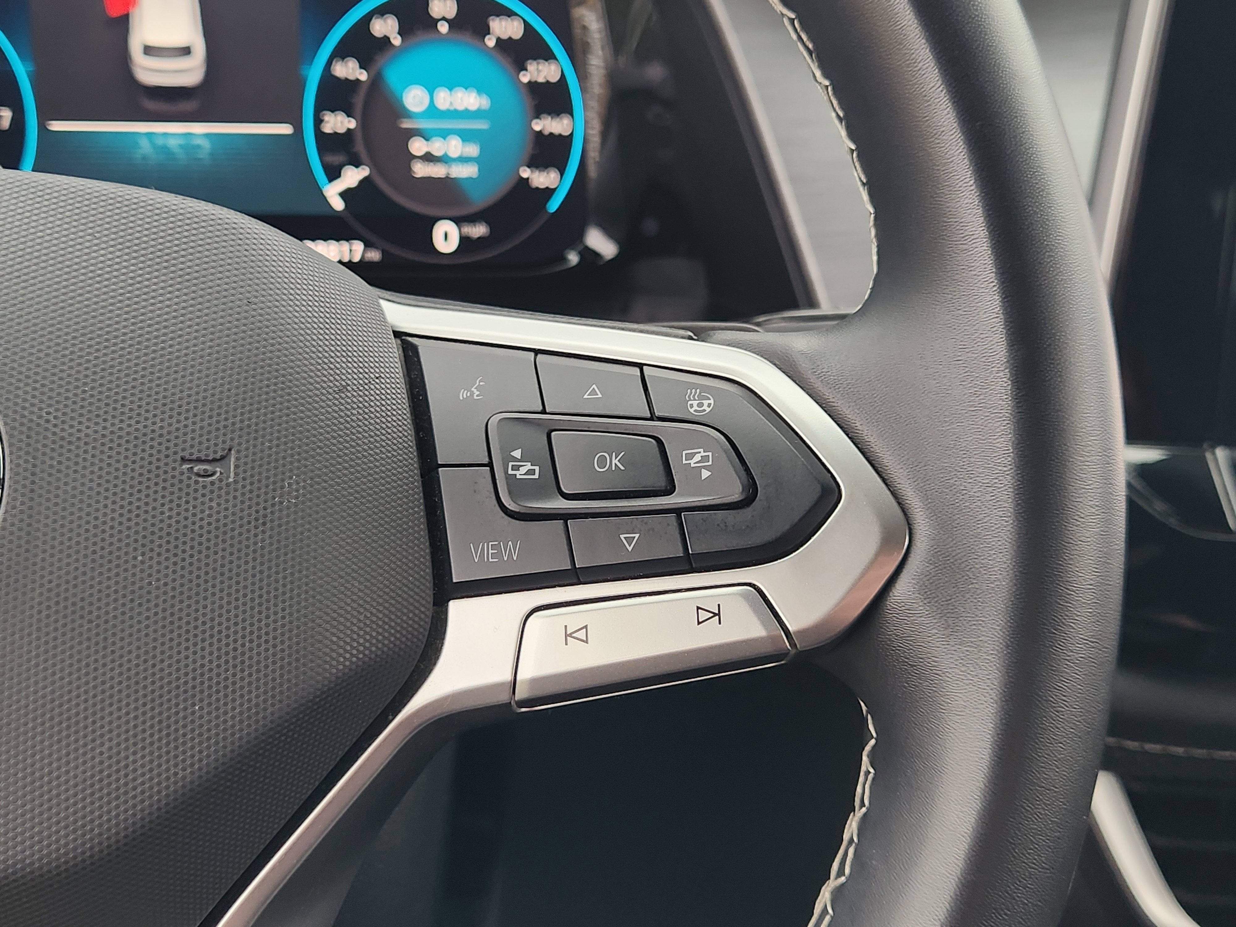 2024 Volkswagen Atlas Cross Sport 2.0T SE