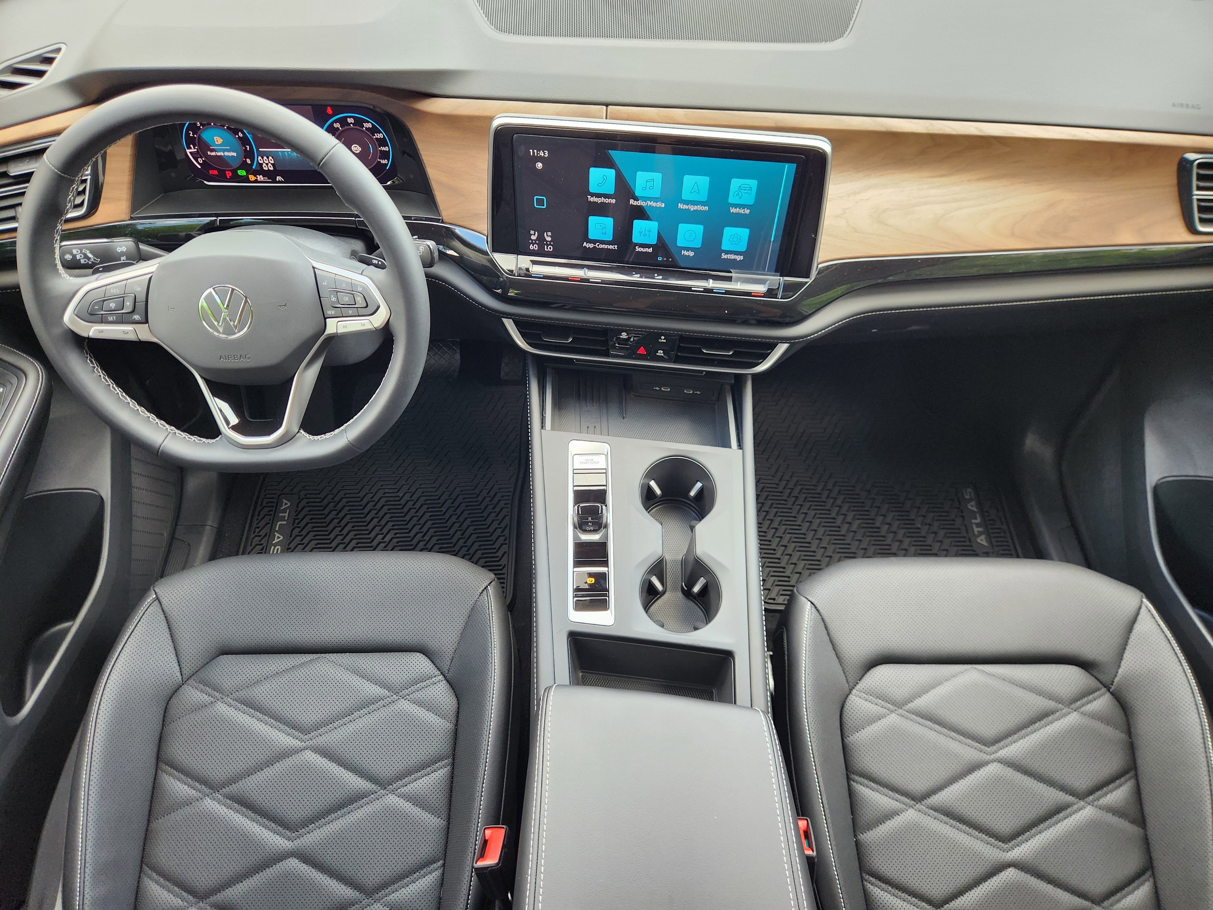 2026 Volkswagen Atlas 2.0T SE