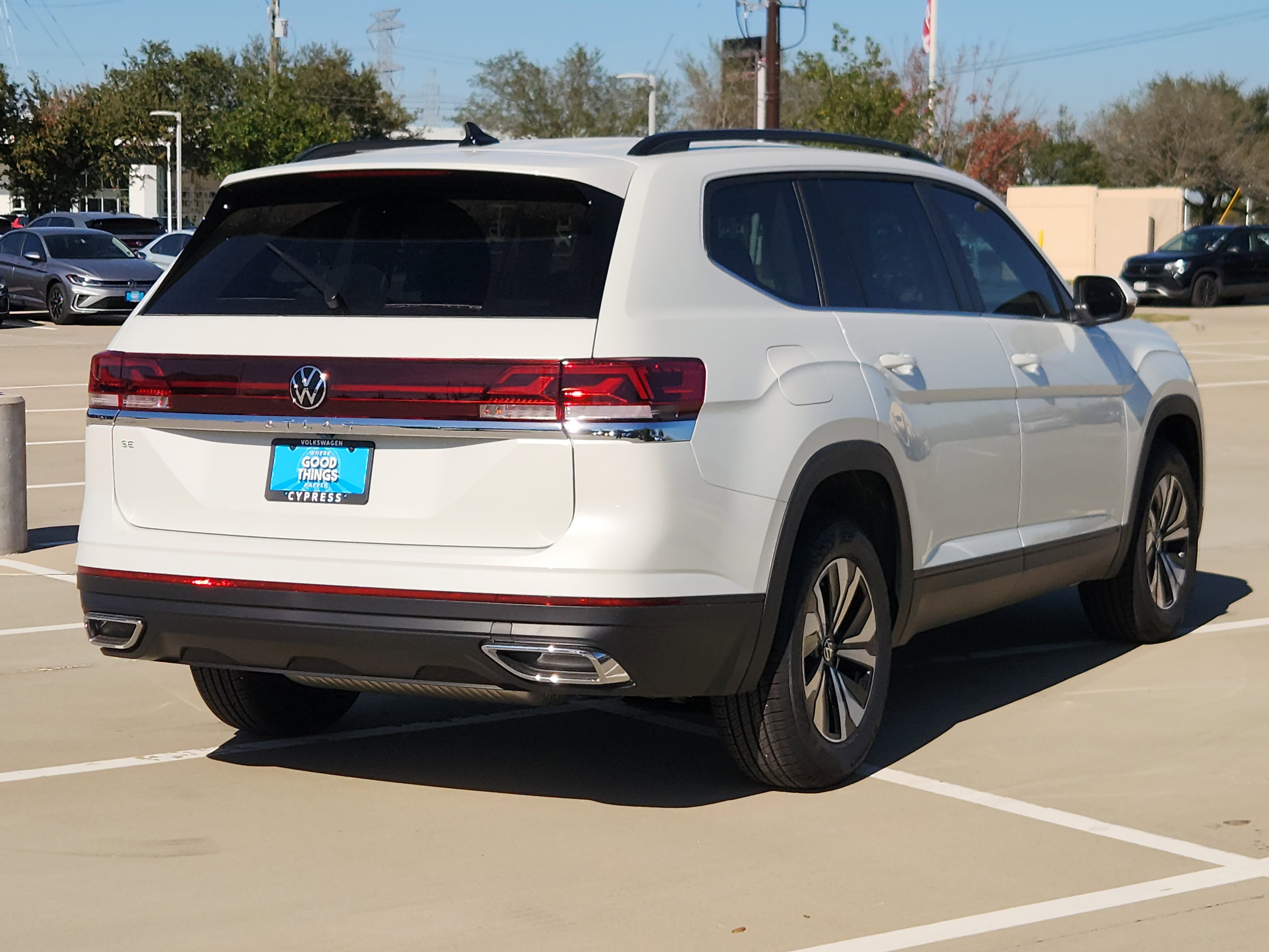 2026 Volkswagen Atlas 2.0T SE