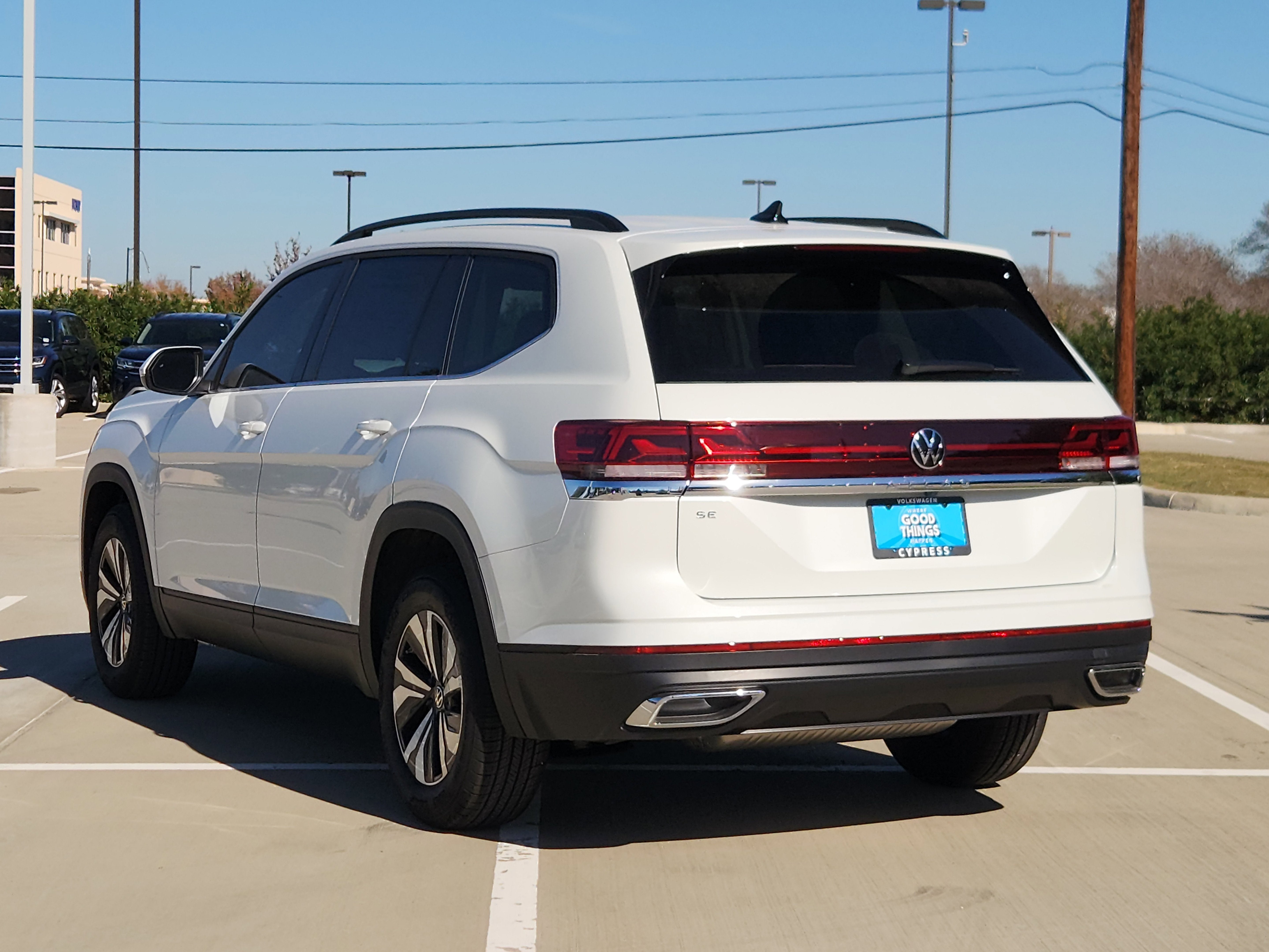 2026 Volkswagen Atlas 2.0T SE