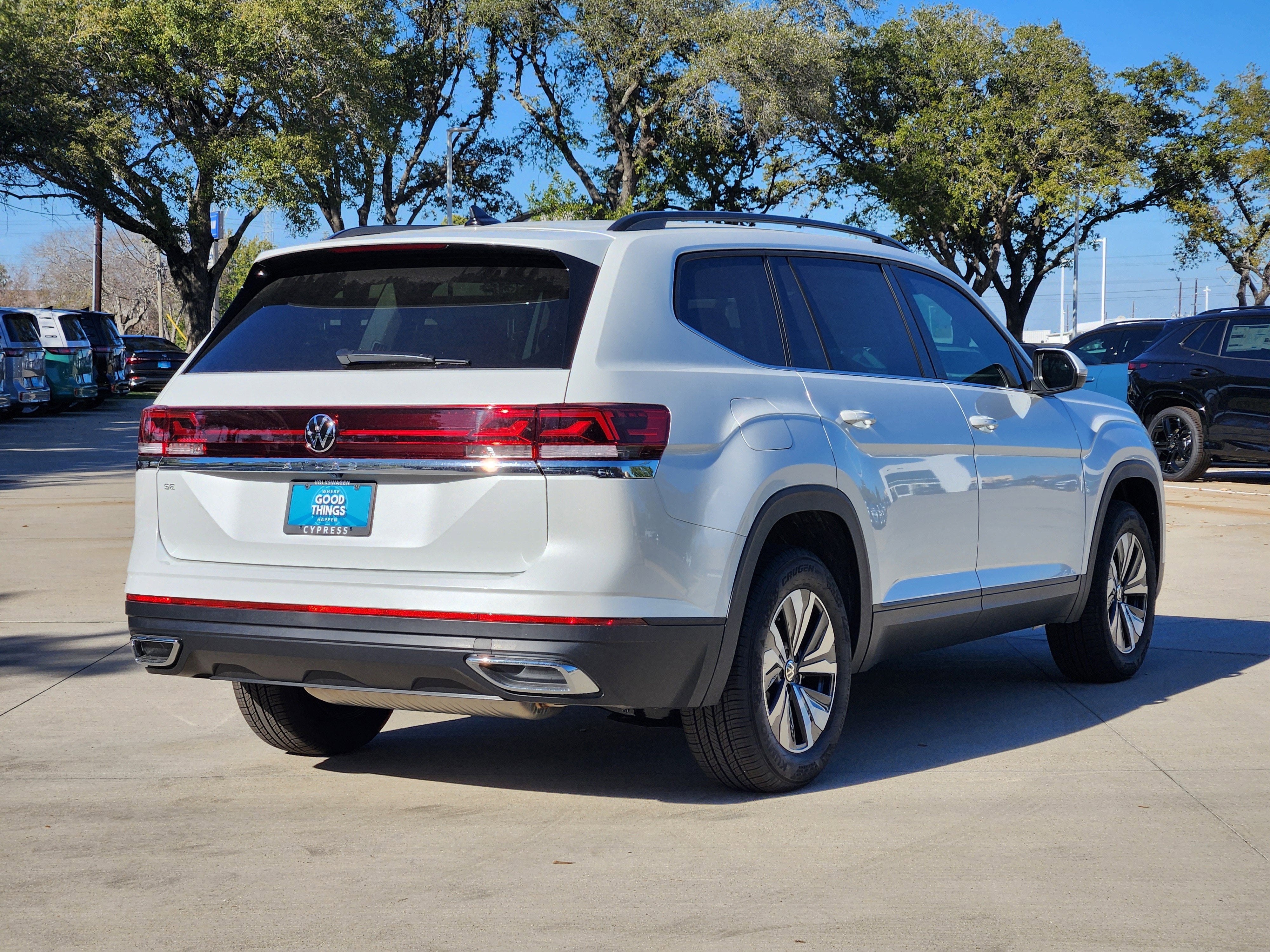 2026 Volkswagen Atlas 2.0T SE
