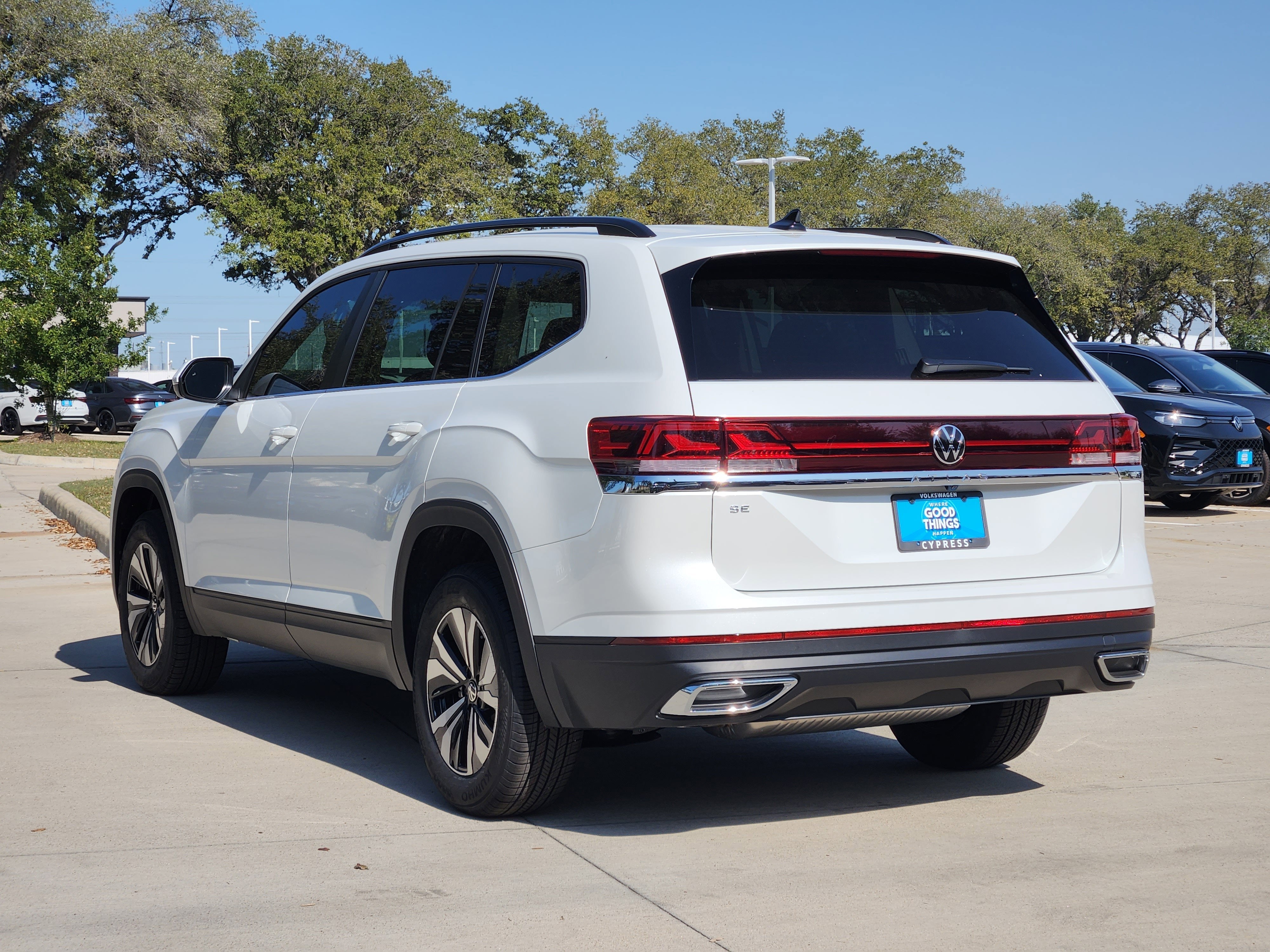 2026 Volkswagen Atlas 2.0T SE