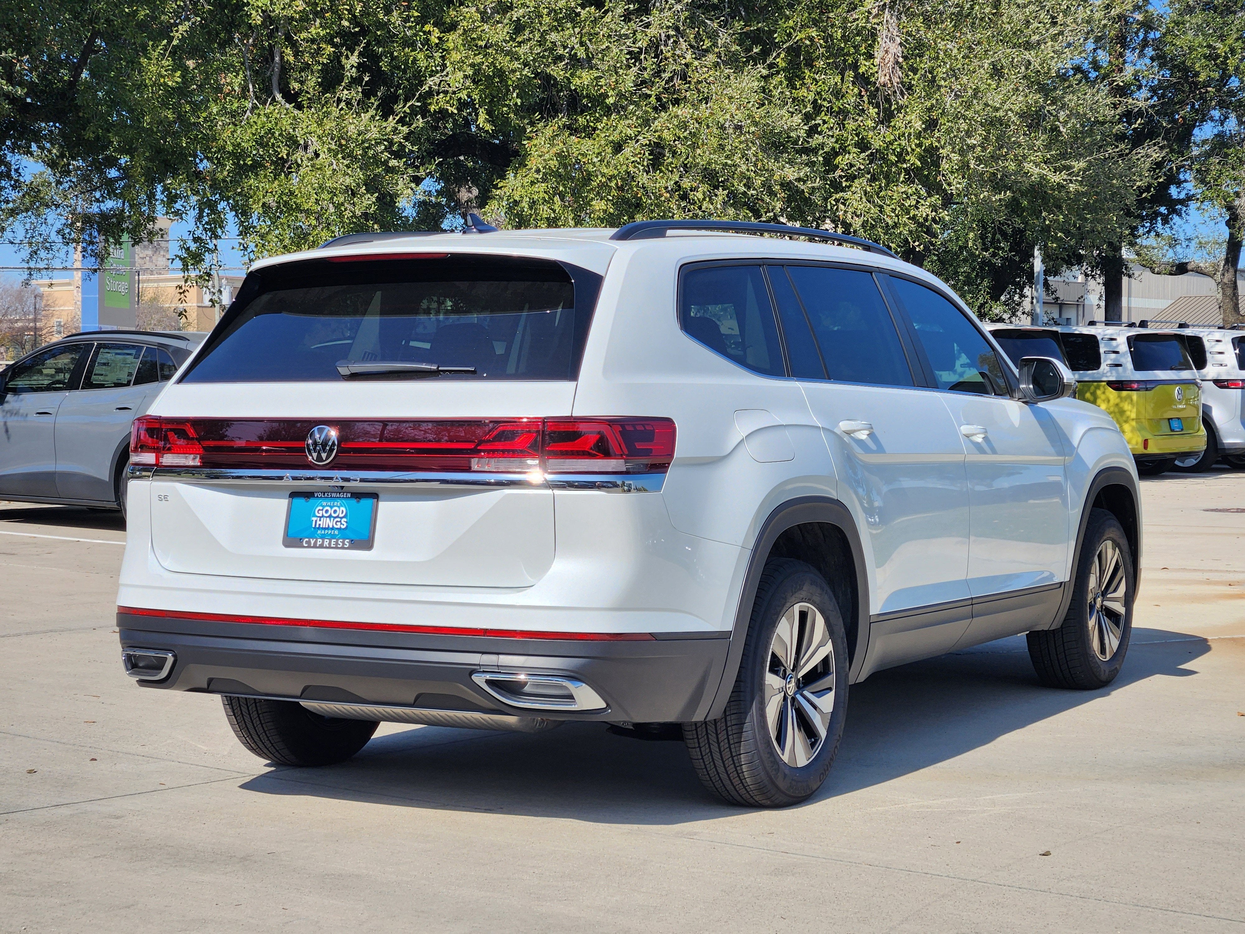 2026 Volkswagen Atlas 2.0T SE