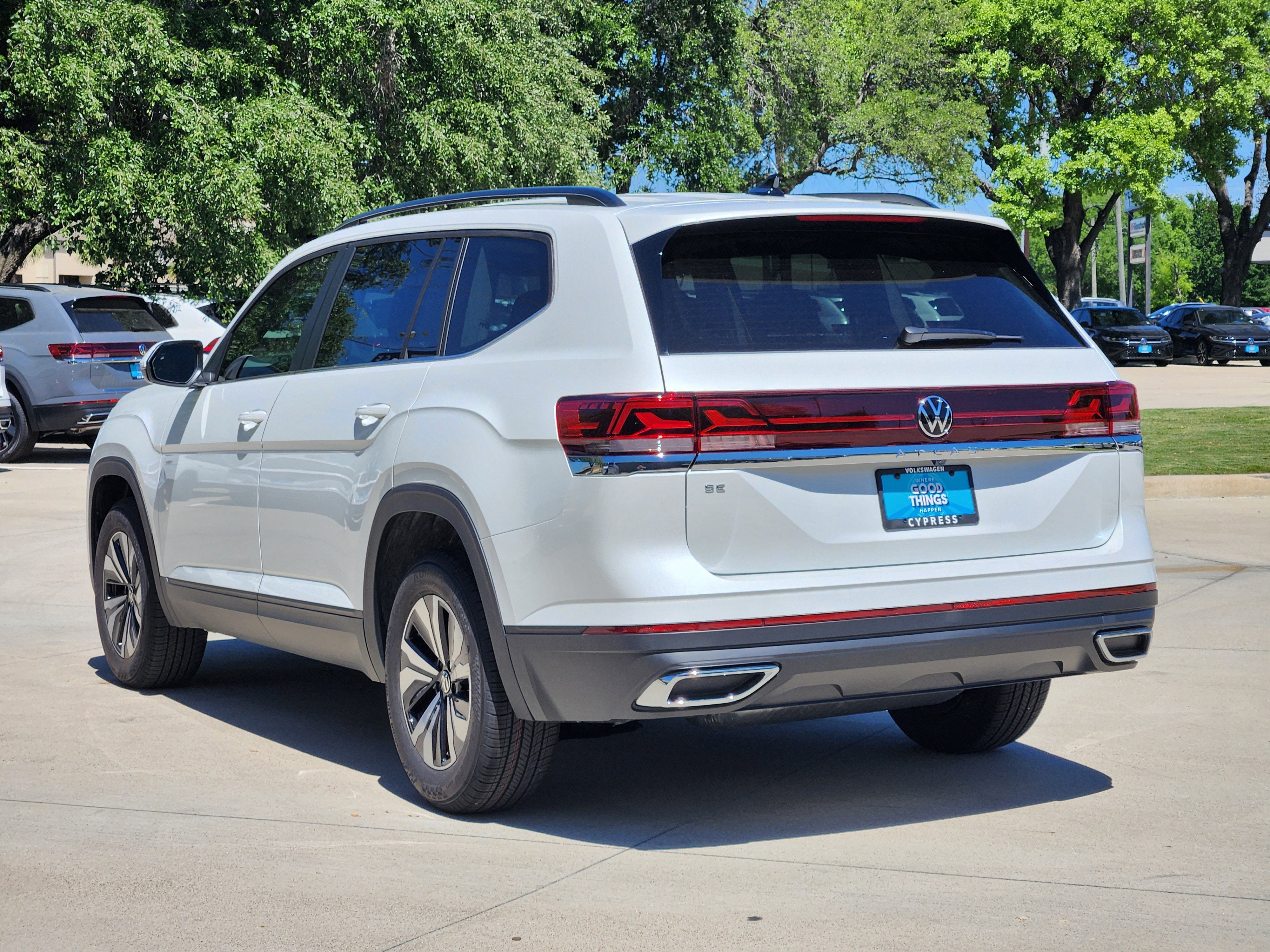 2026 Volkswagen Atlas 2.0T SE