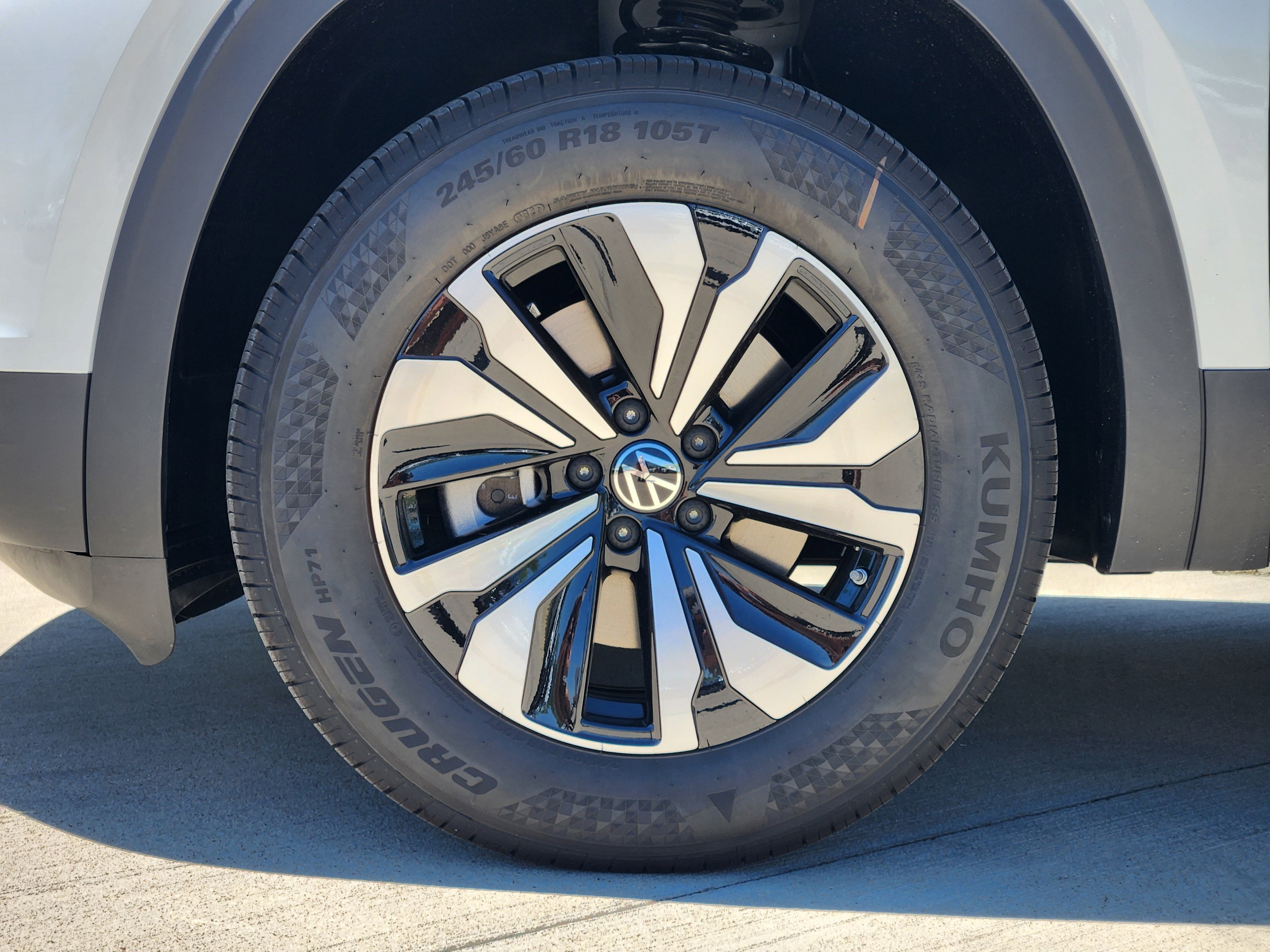 2026 Volkswagen Atlas 2.0T SE