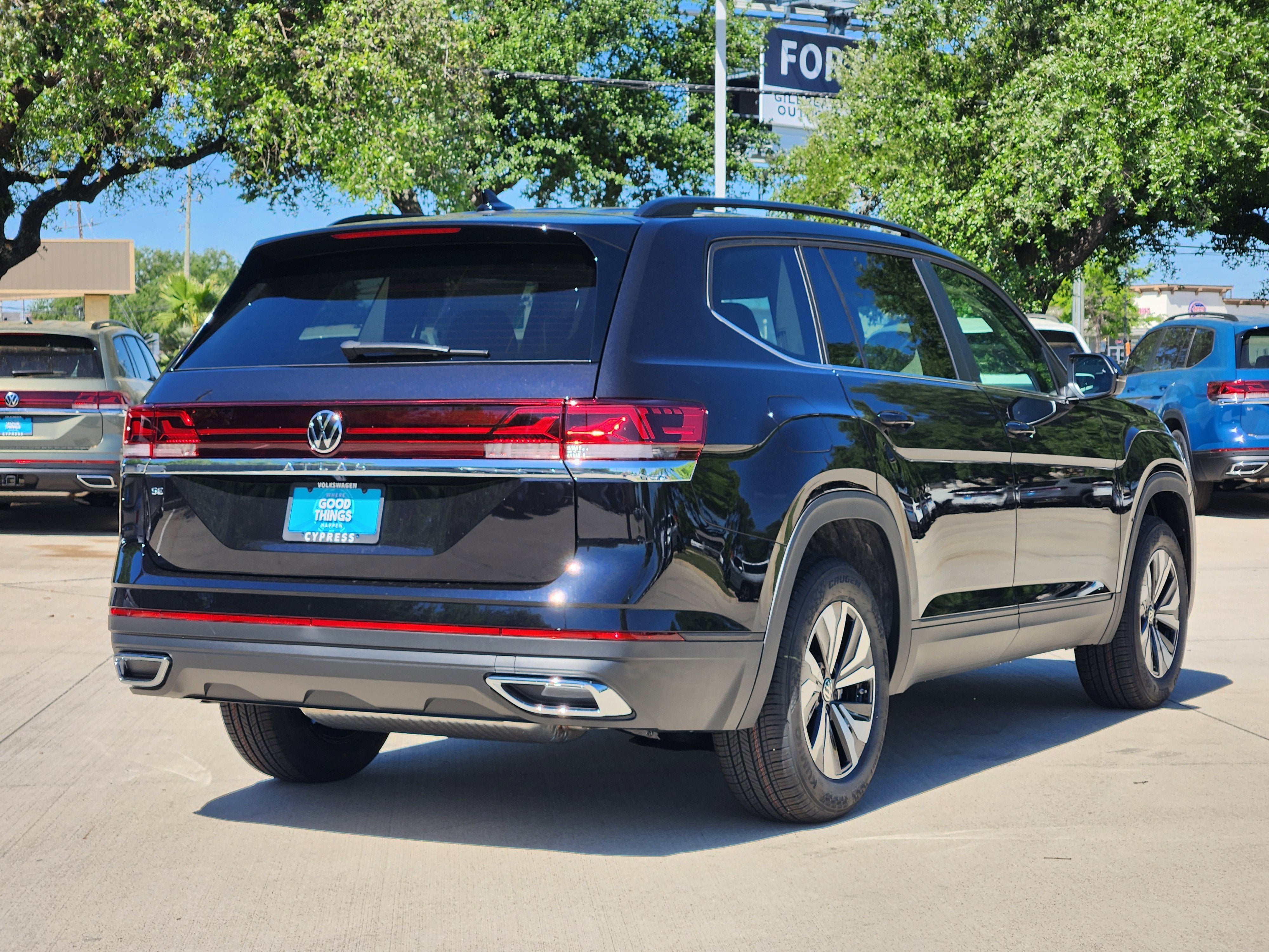 2026 Volkswagen Atlas 2.0T SE