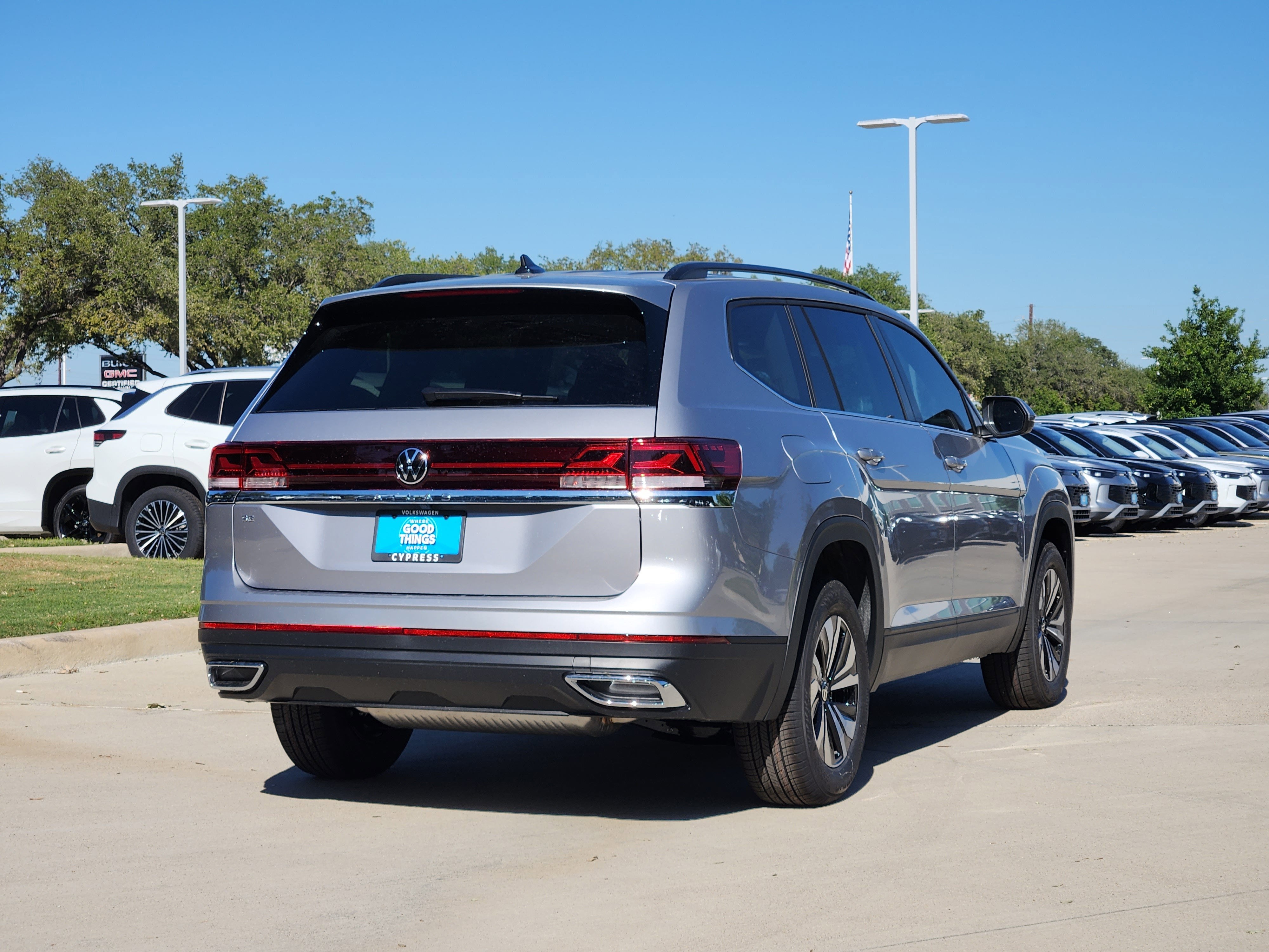 2026 Volkswagen Atlas 2.0T SE