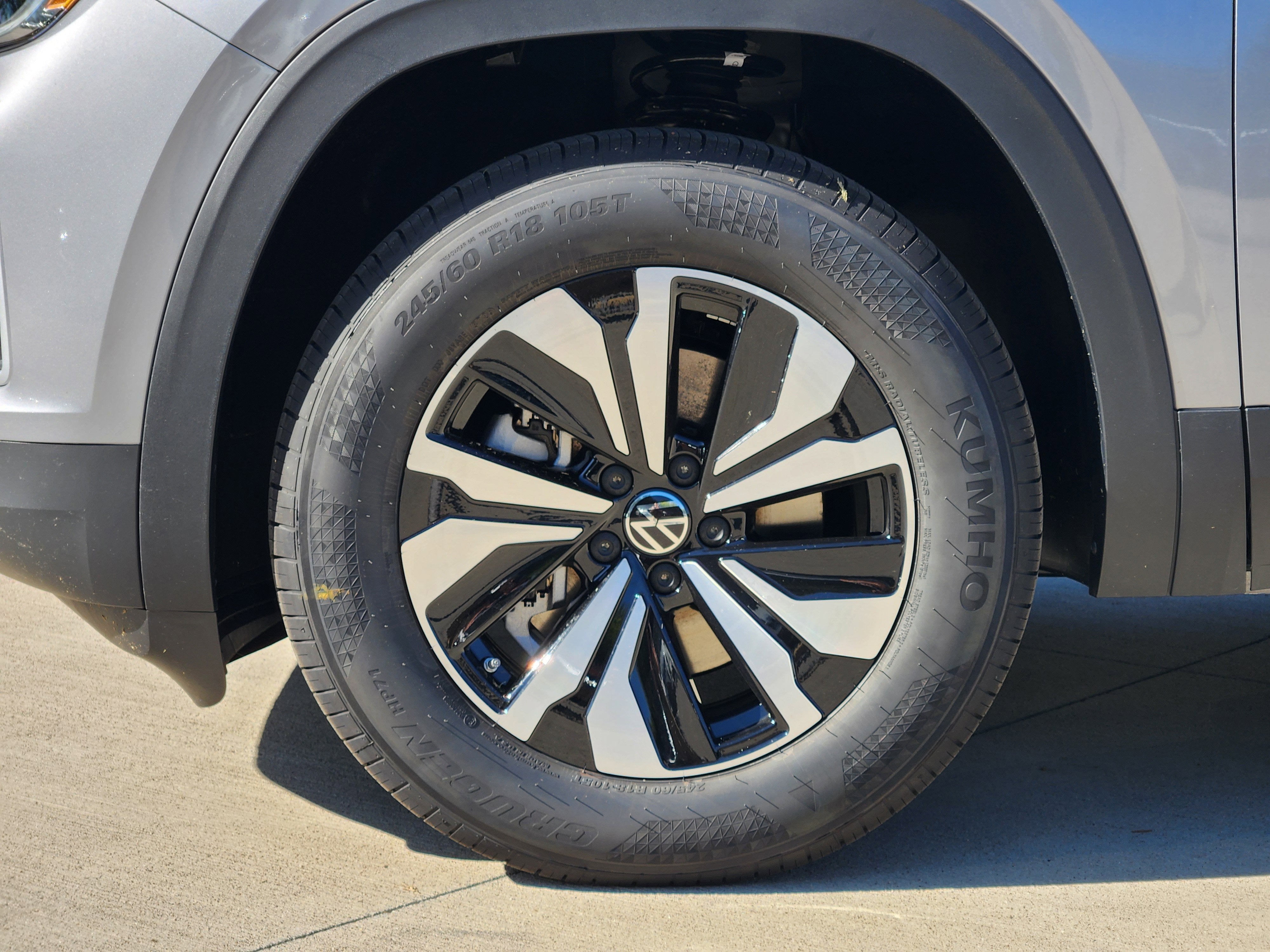 2026 Volkswagen Atlas 2.0T SE