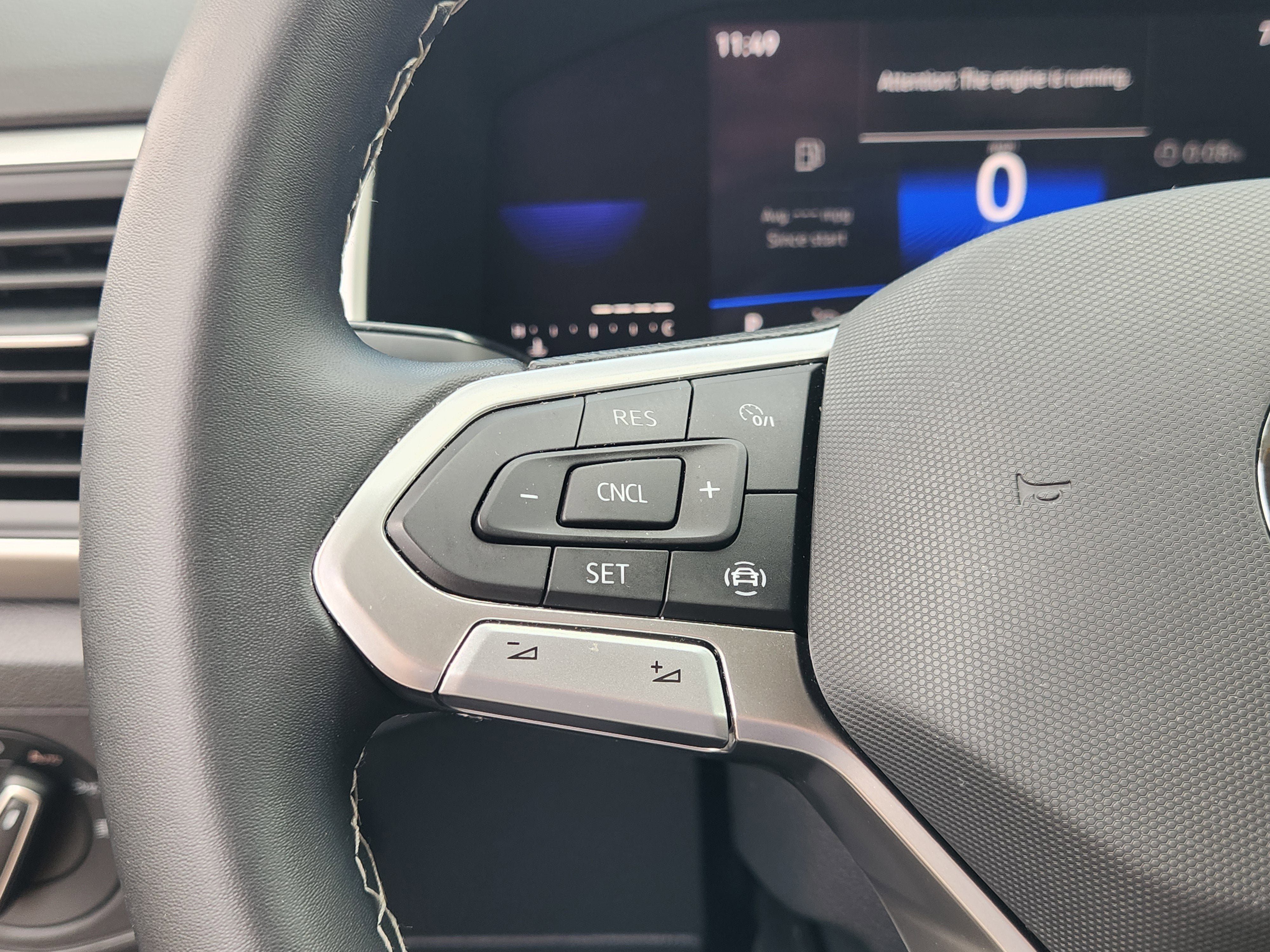 2023 Volkswagen Atlas 2.0T SE