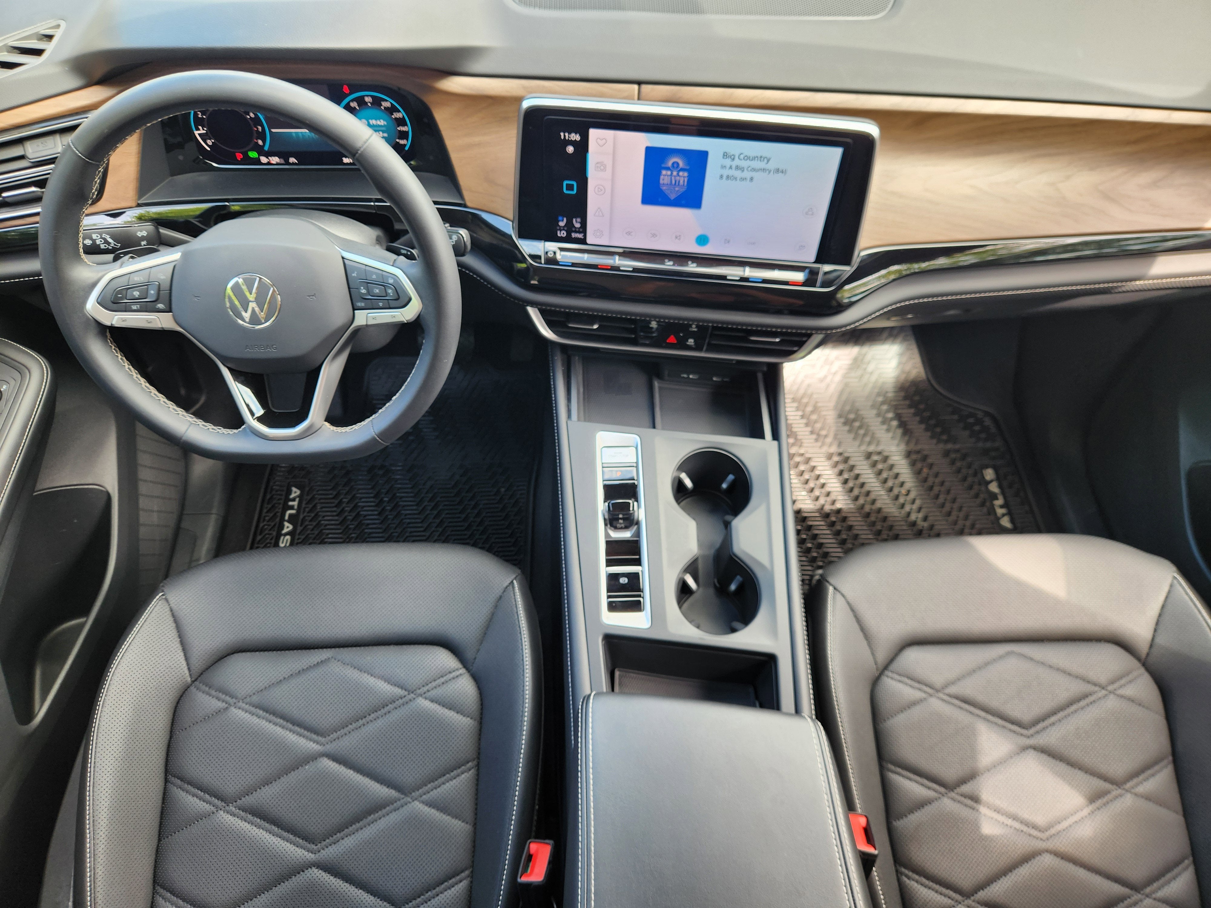 2024 Volkswagen Atlas 2.0T SE