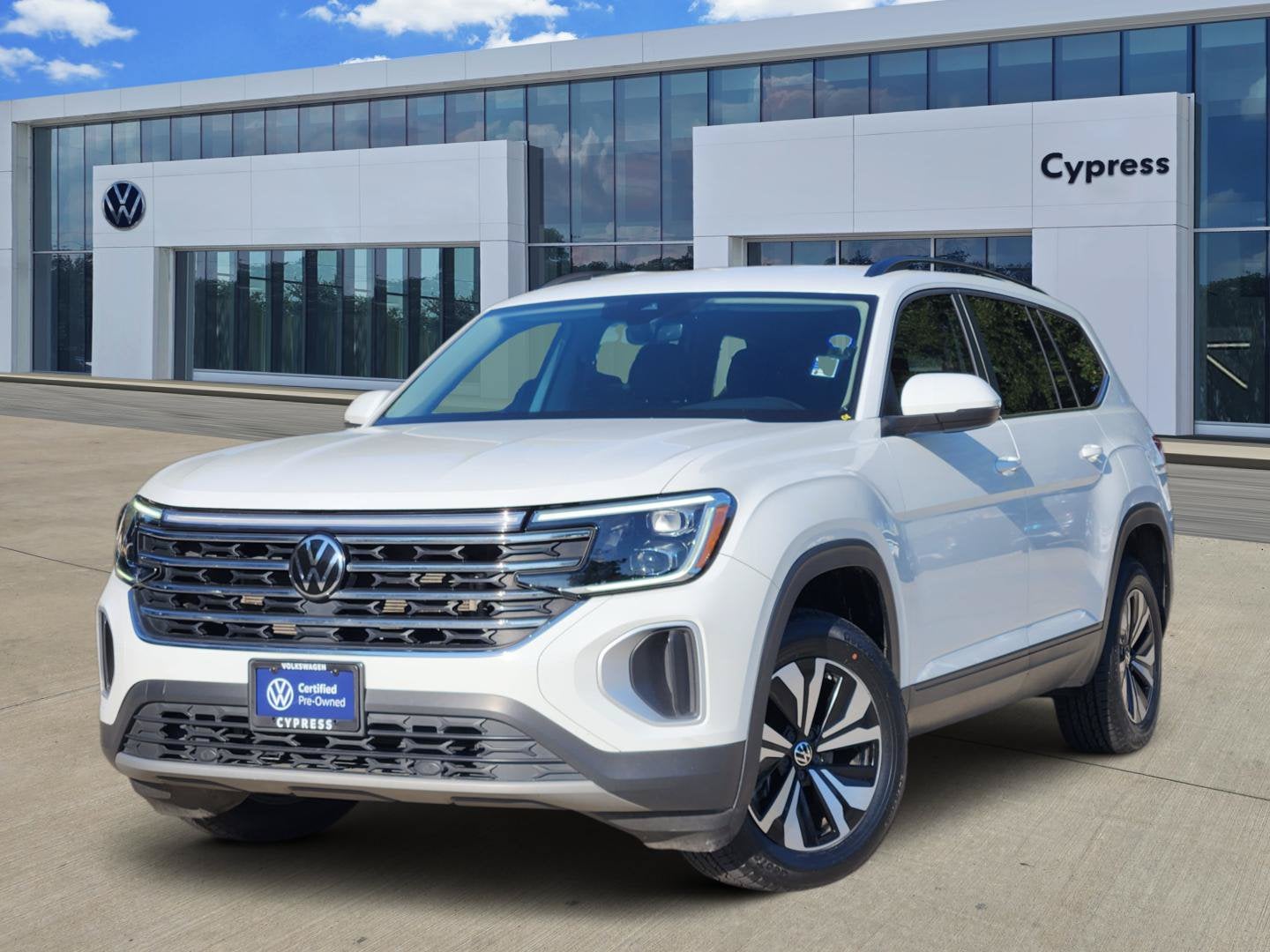 2024 Volkswagen Atlas 2.0T SE