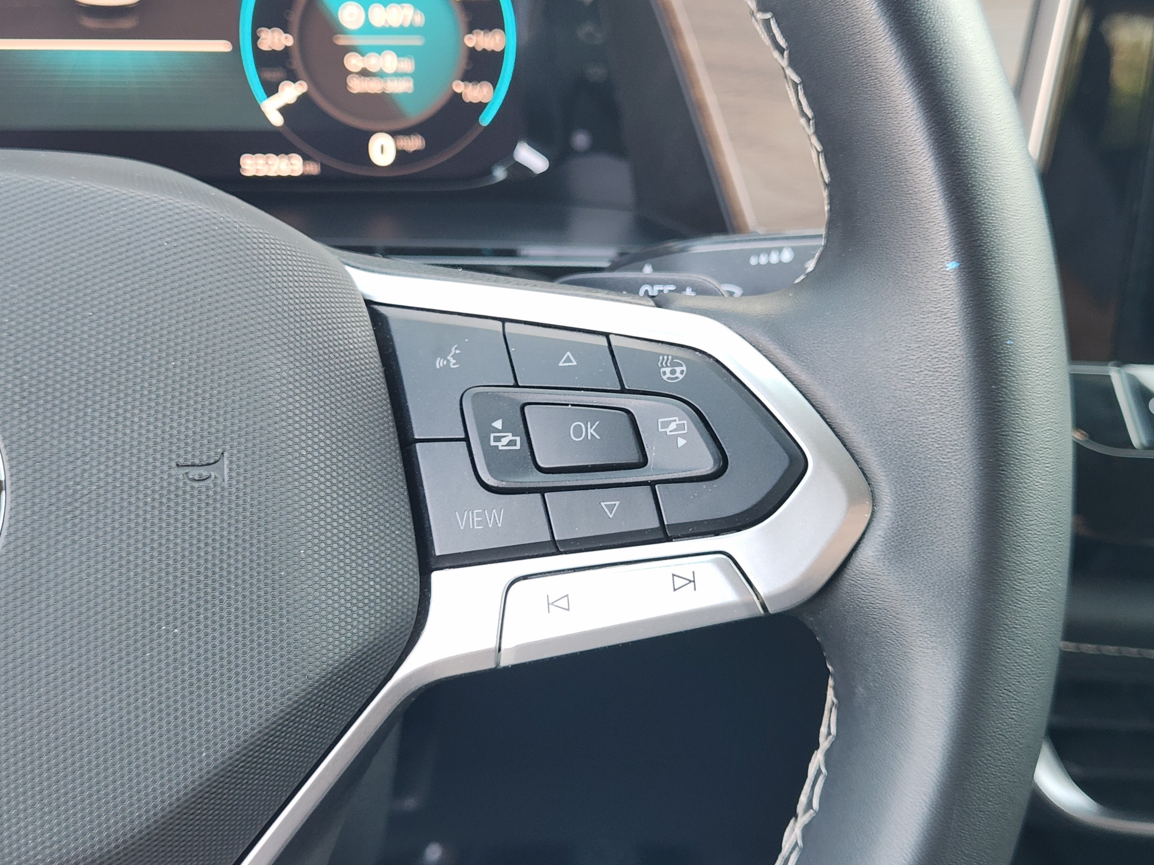 2024 Volkswagen Atlas 2.0T SE