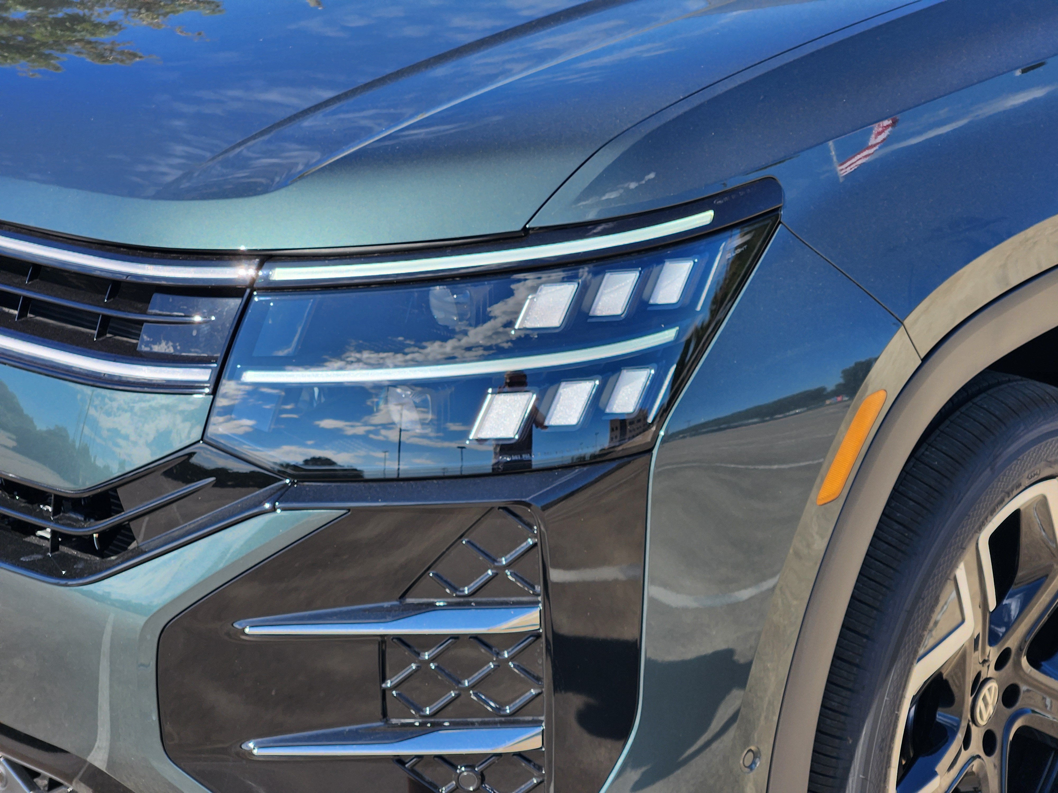 2027 Volkswagen Atlas SEL Premium R-Line