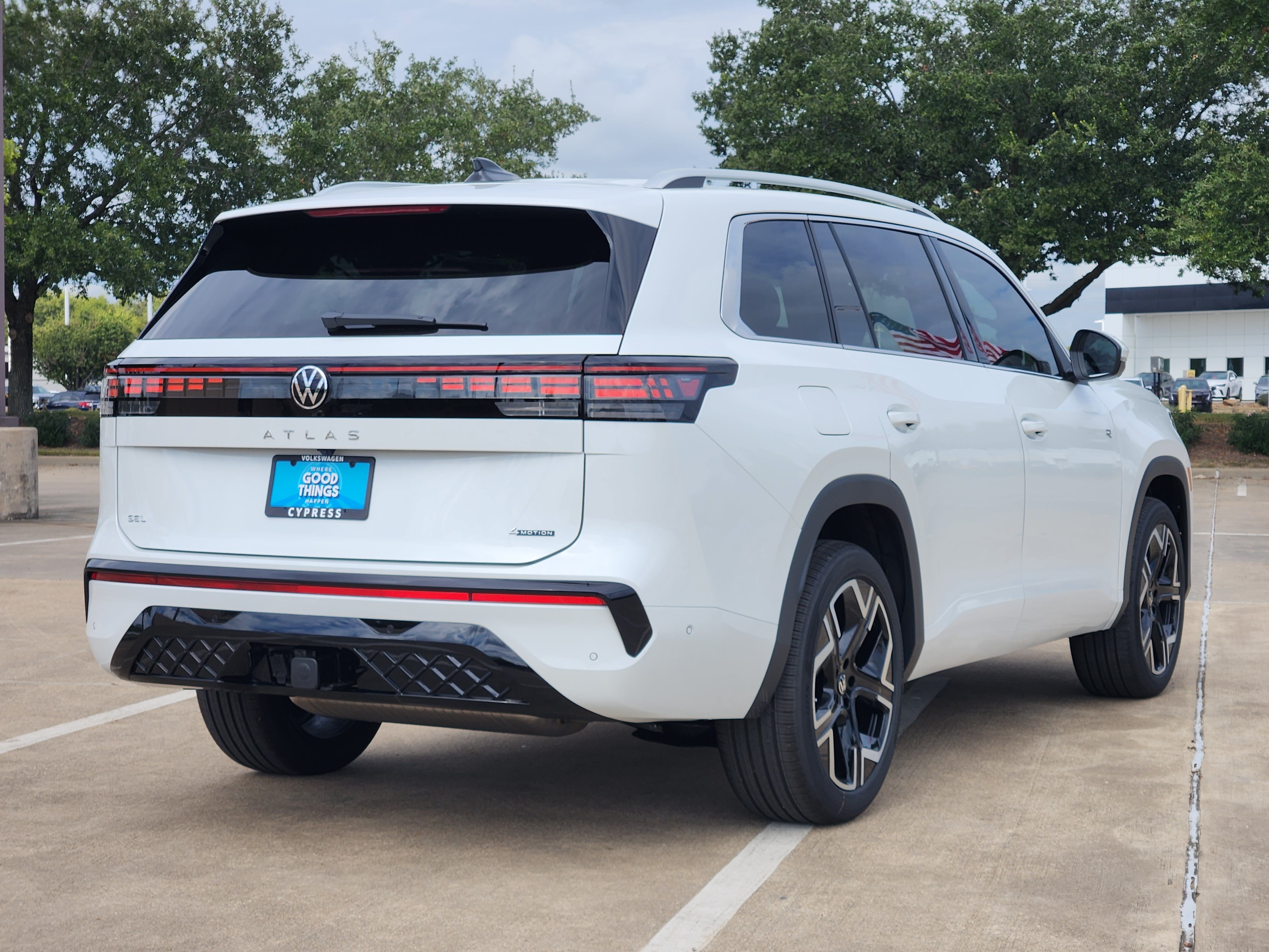 2027 Volkswagen Atlas SEL Premium R-Line
