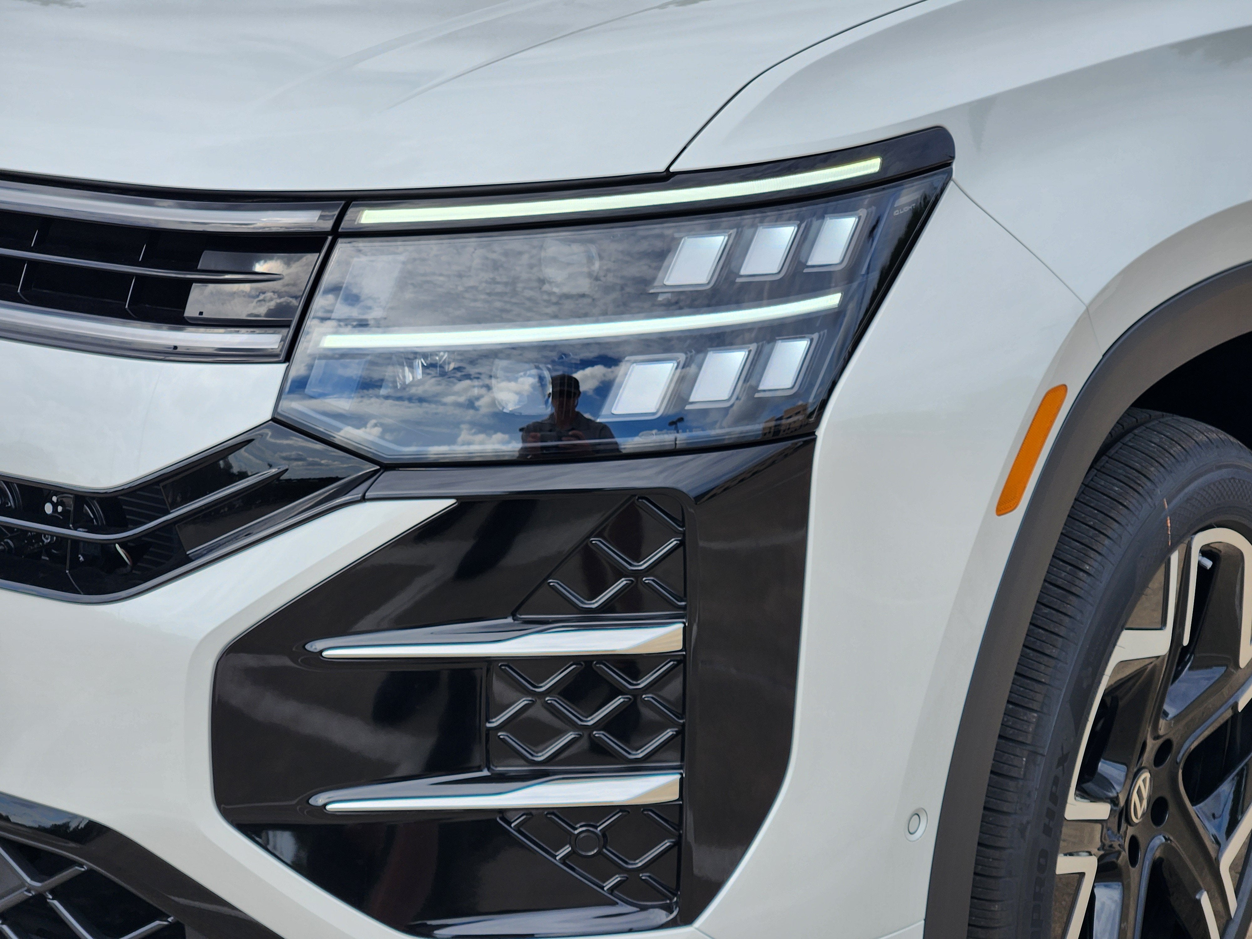 2027 Volkswagen Atlas SEL Premium R-Line