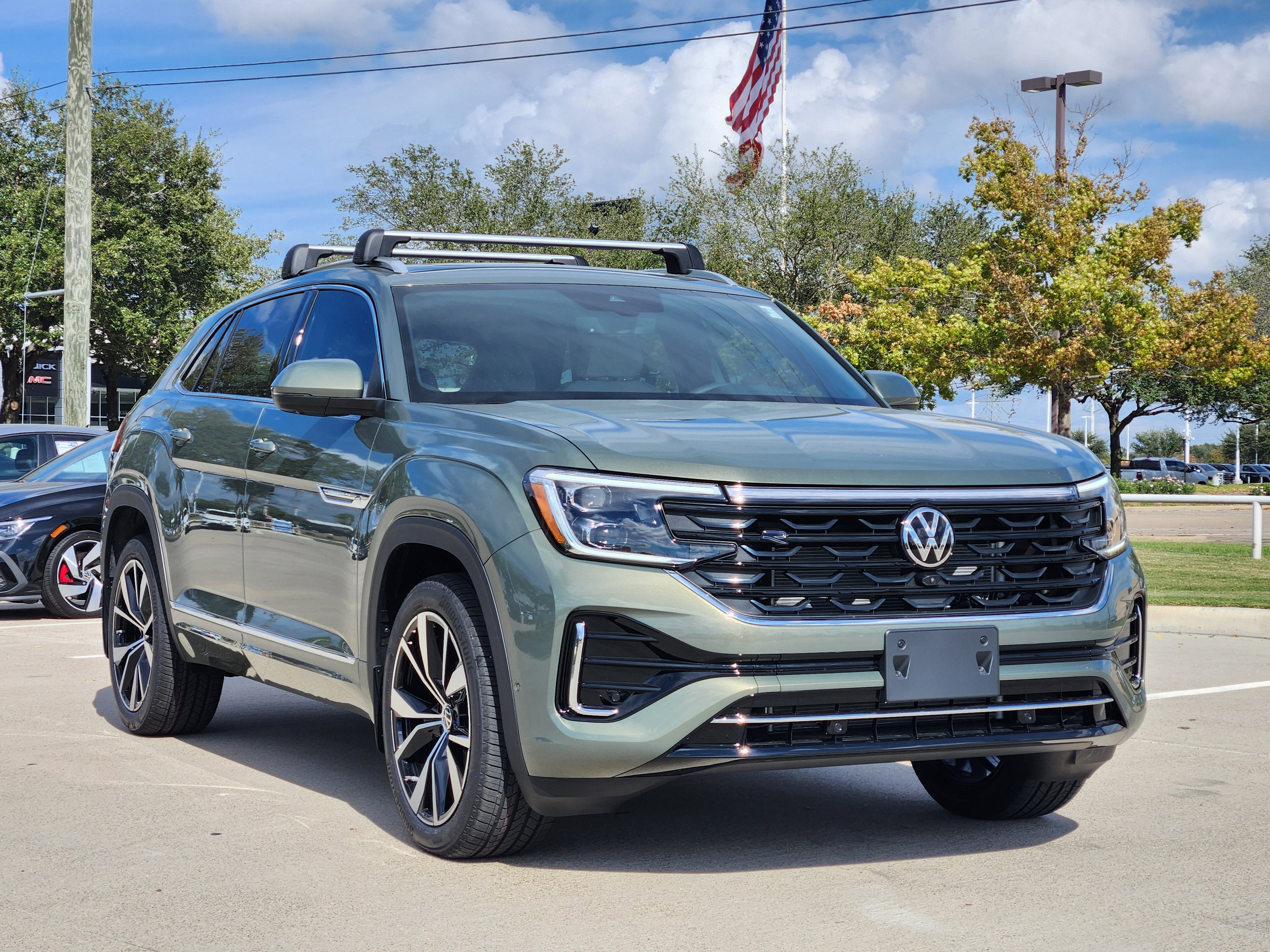 2026 Volkswagen Atlas Cross Sport 2.0T SEL Premium R-Line