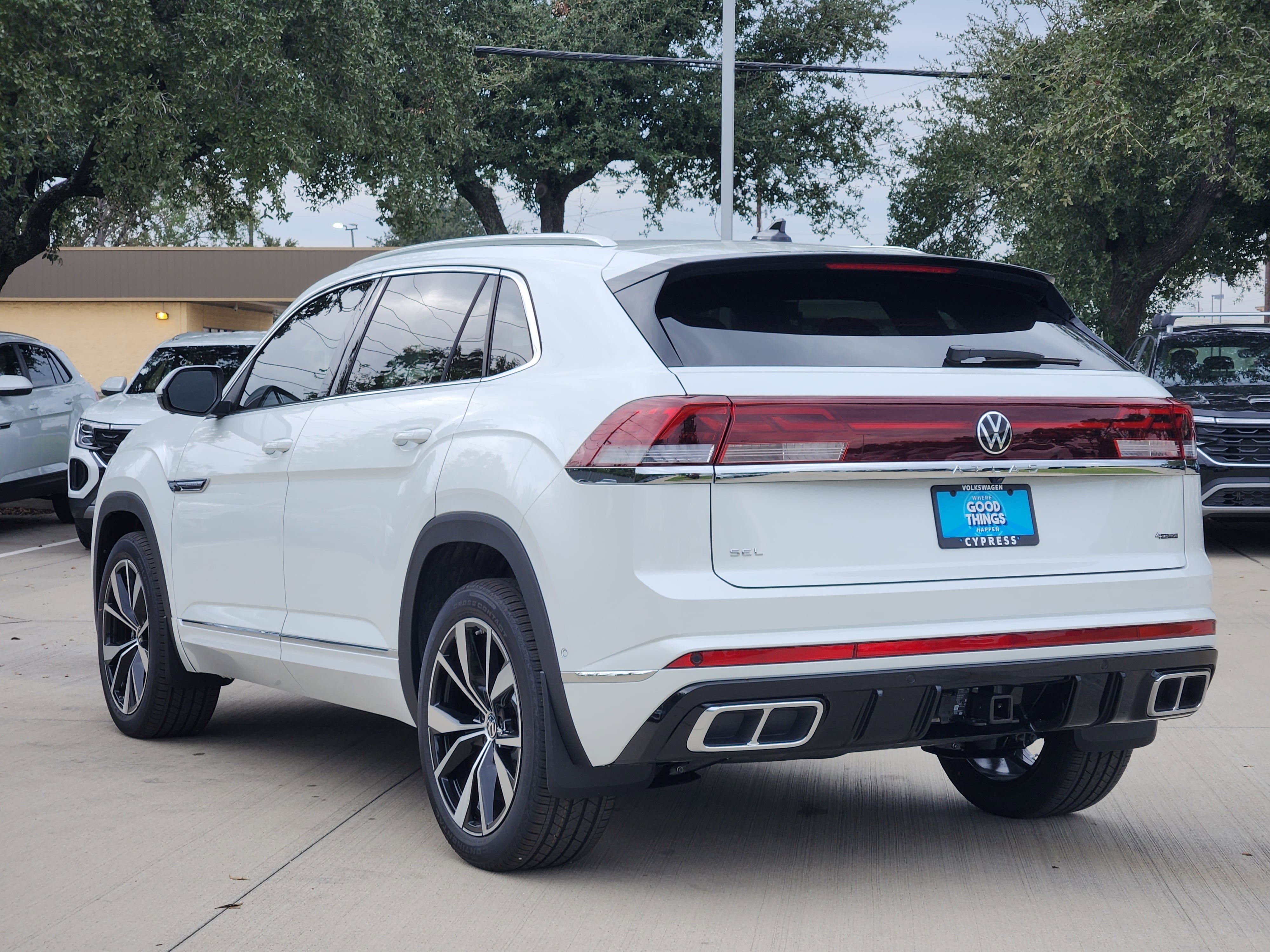 2026 Volkswagen Atlas Cross Sport 2.0T SEL Premium R-Line