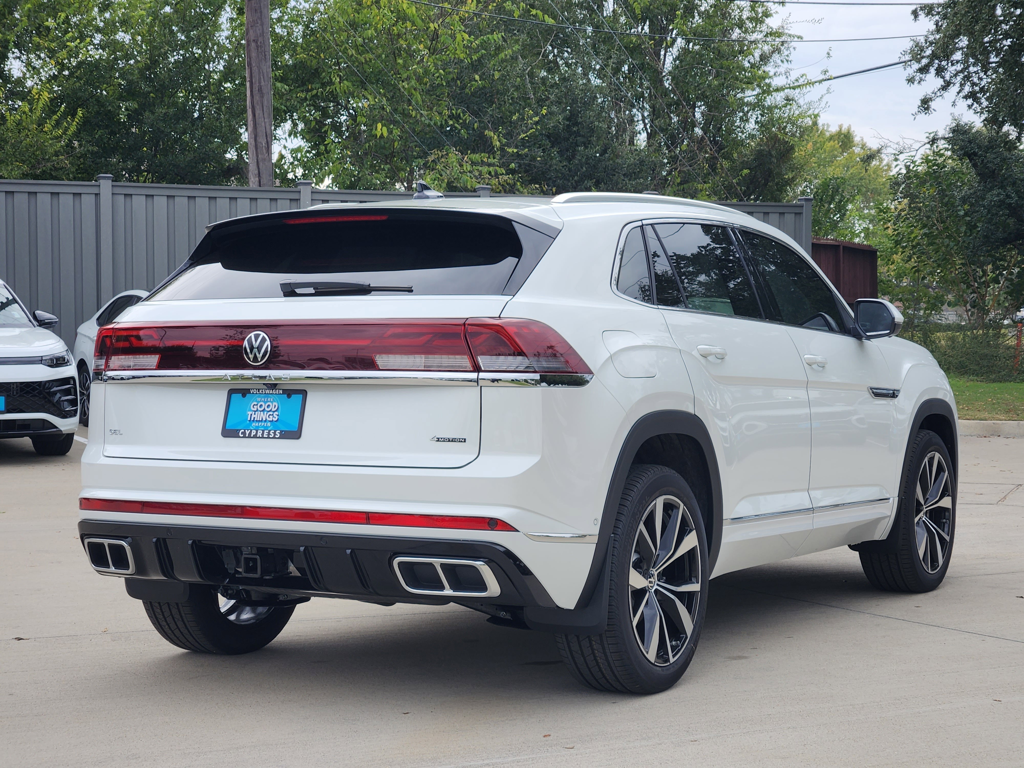 2026 Volkswagen Atlas Cross Sport 2.0T SEL Premium R-Line