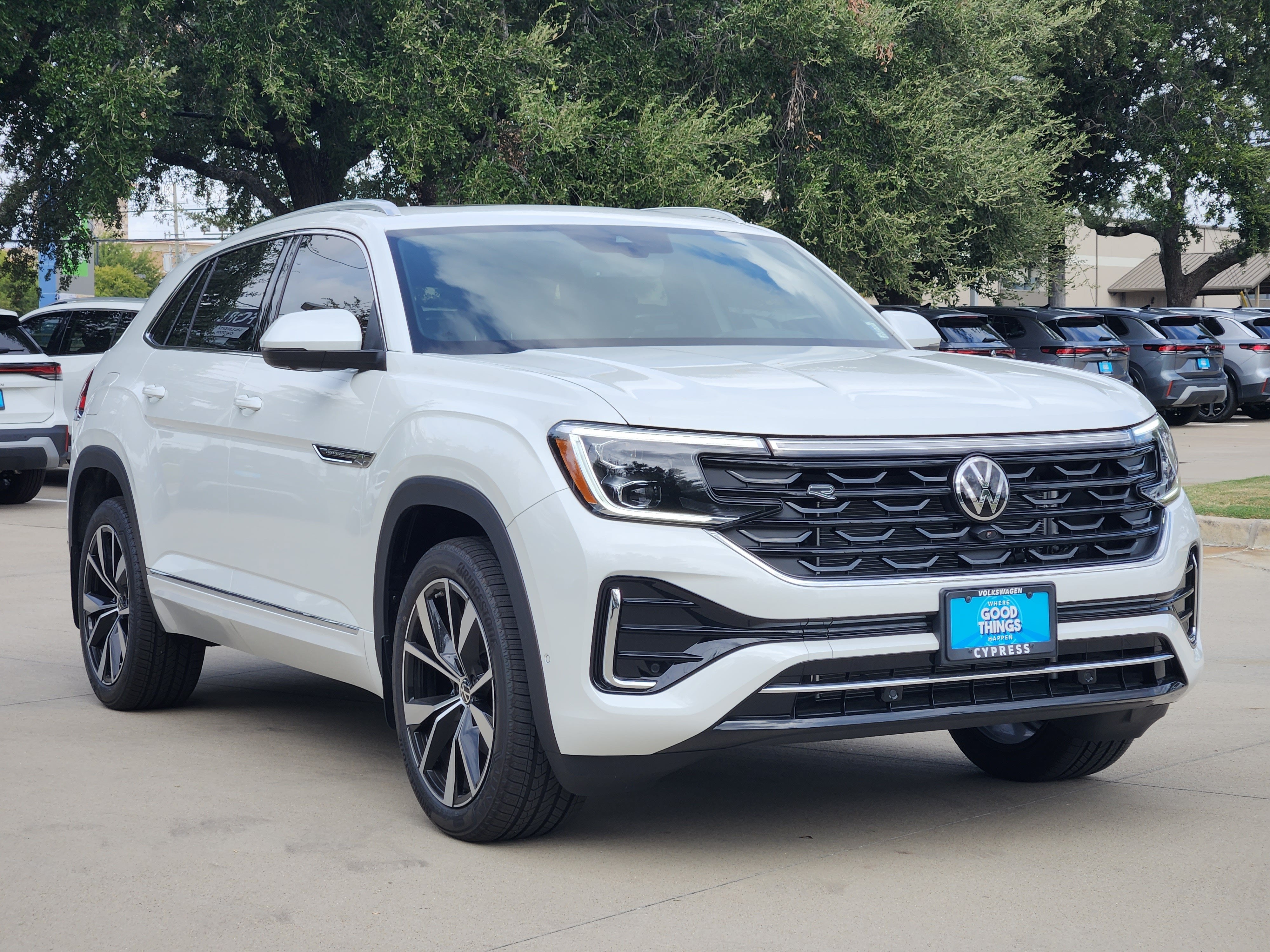 2026 Volkswagen Atlas Cross Sport 2.0T SEL Premium R-Line