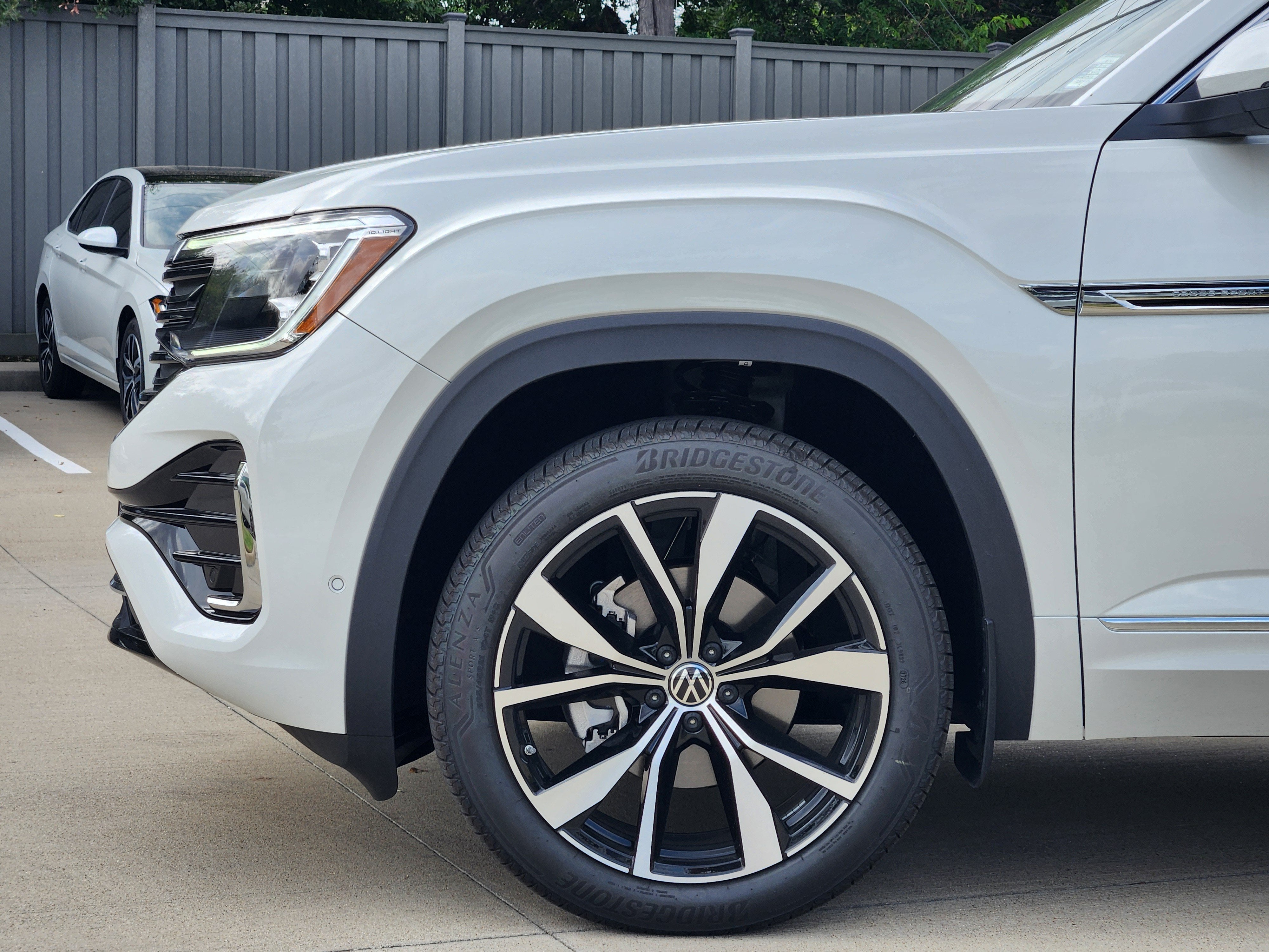 2026 Volkswagen Atlas Cross Sport 2.0T SEL Premium R-Line