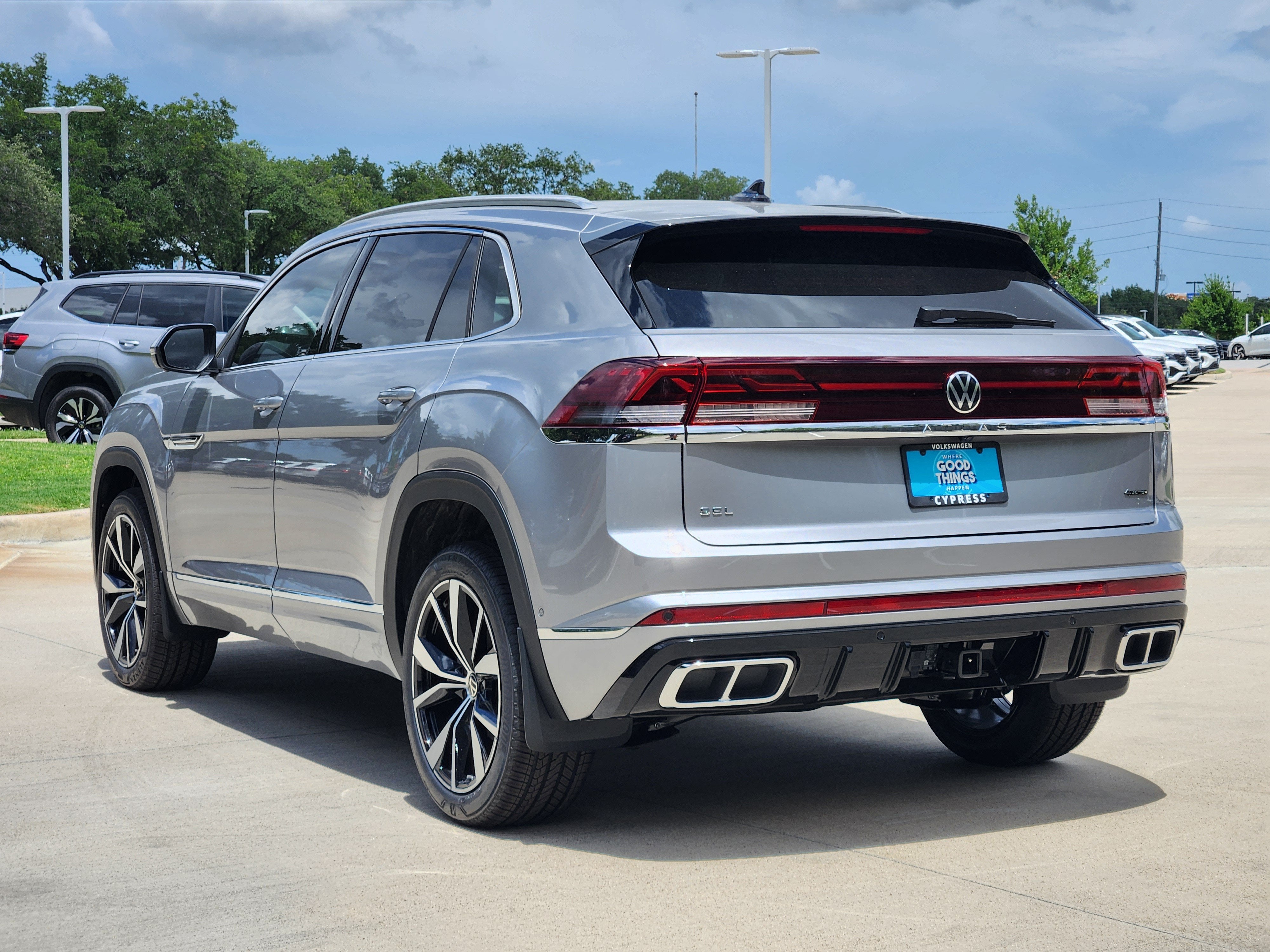 2026 Volkswagen Atlas Cross Sport 2.0T SEL Premium R-Line