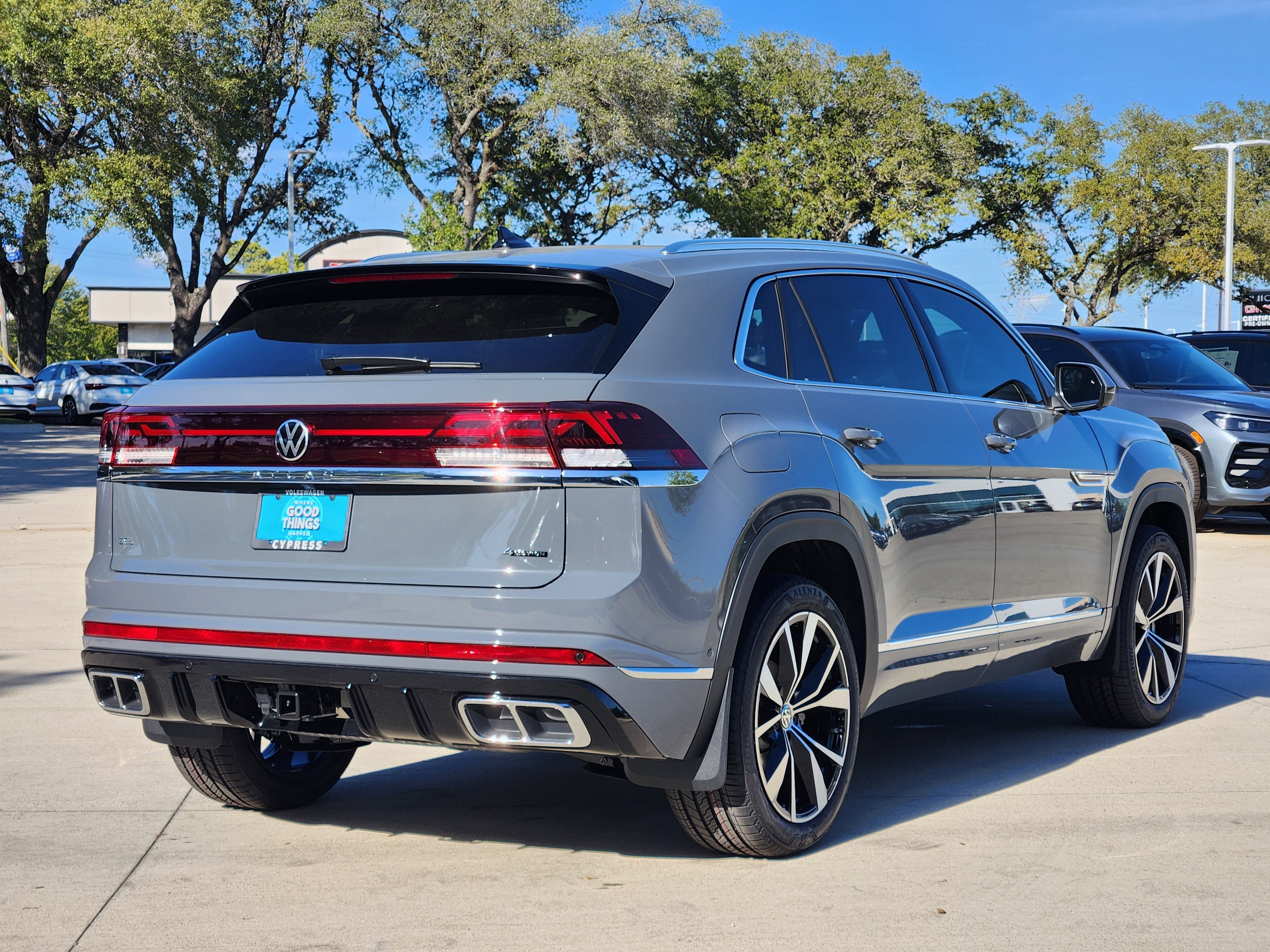 2026 Volkswagen Atlas Cross Sport 2.0T SEL Premium R-Line