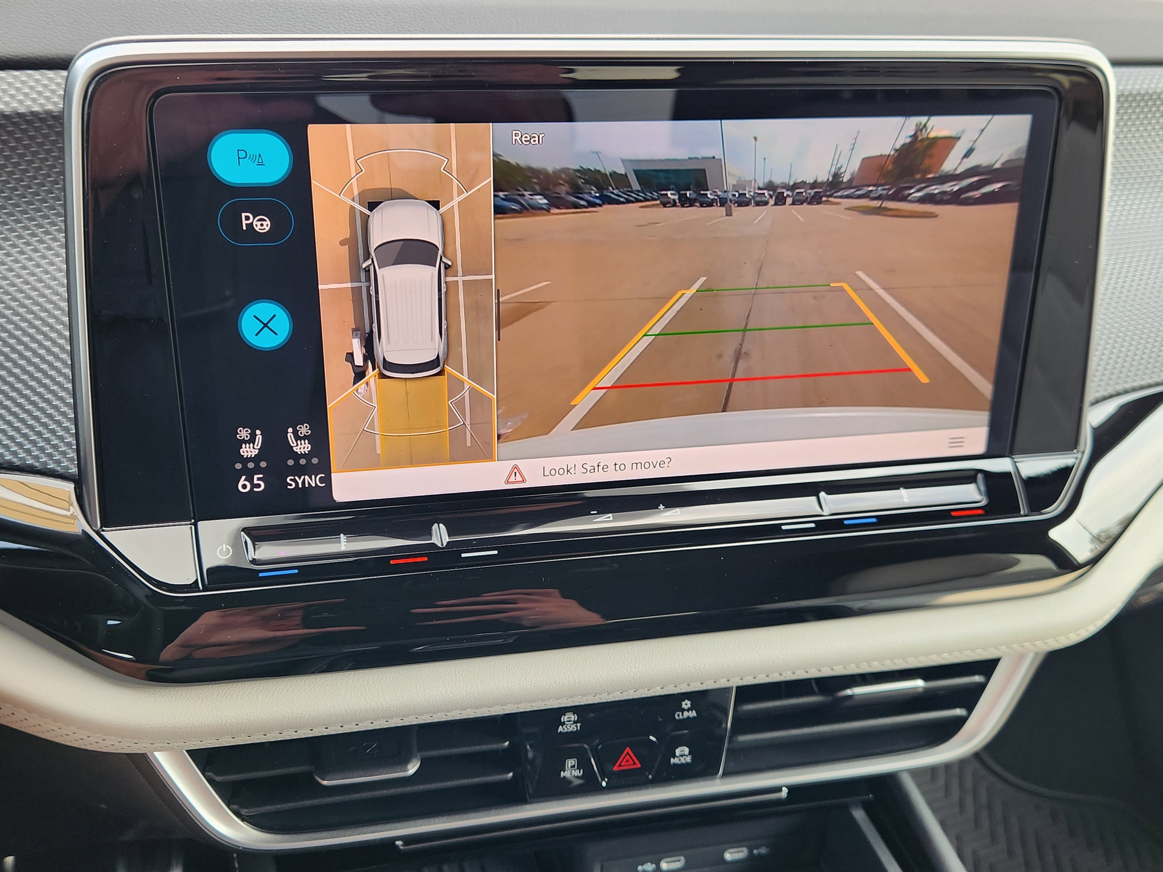 2026 Volkswagen Atlas Cross Sport 2.0T SEL Premium R-Line