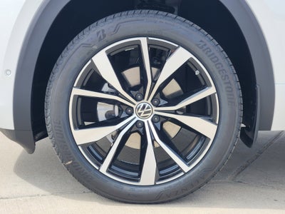 2026 Volkswagen Atlas Cross Sport 2.0T SEL Premium R-Line