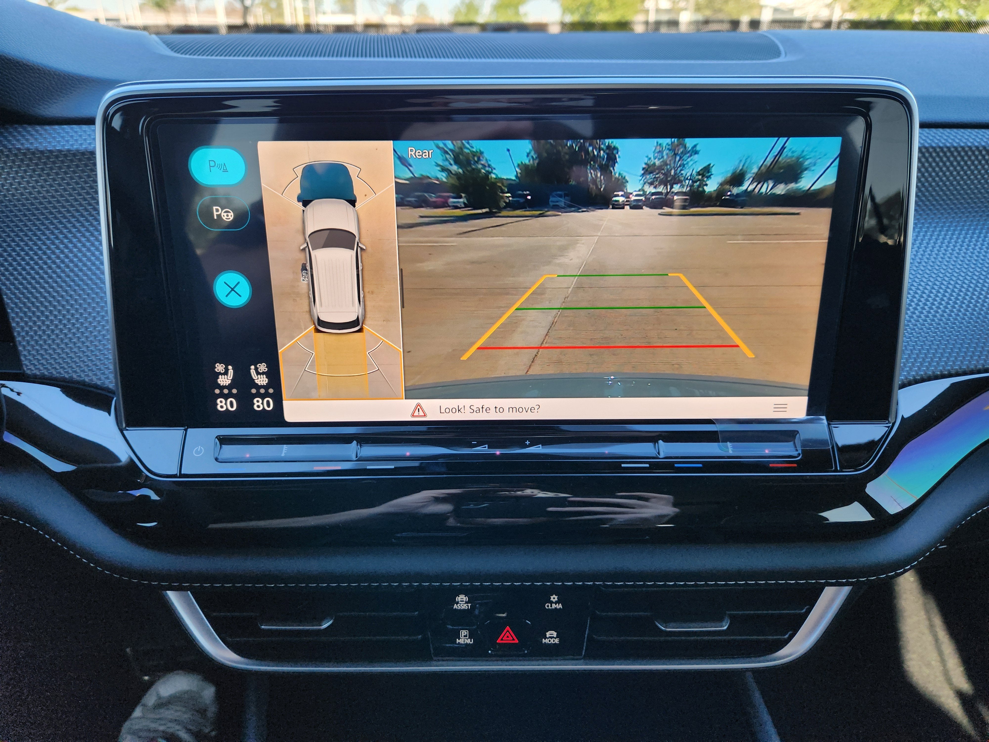 2026 Volkswagen Atlas Cross Sport 2.0T SEL Premium R-Line