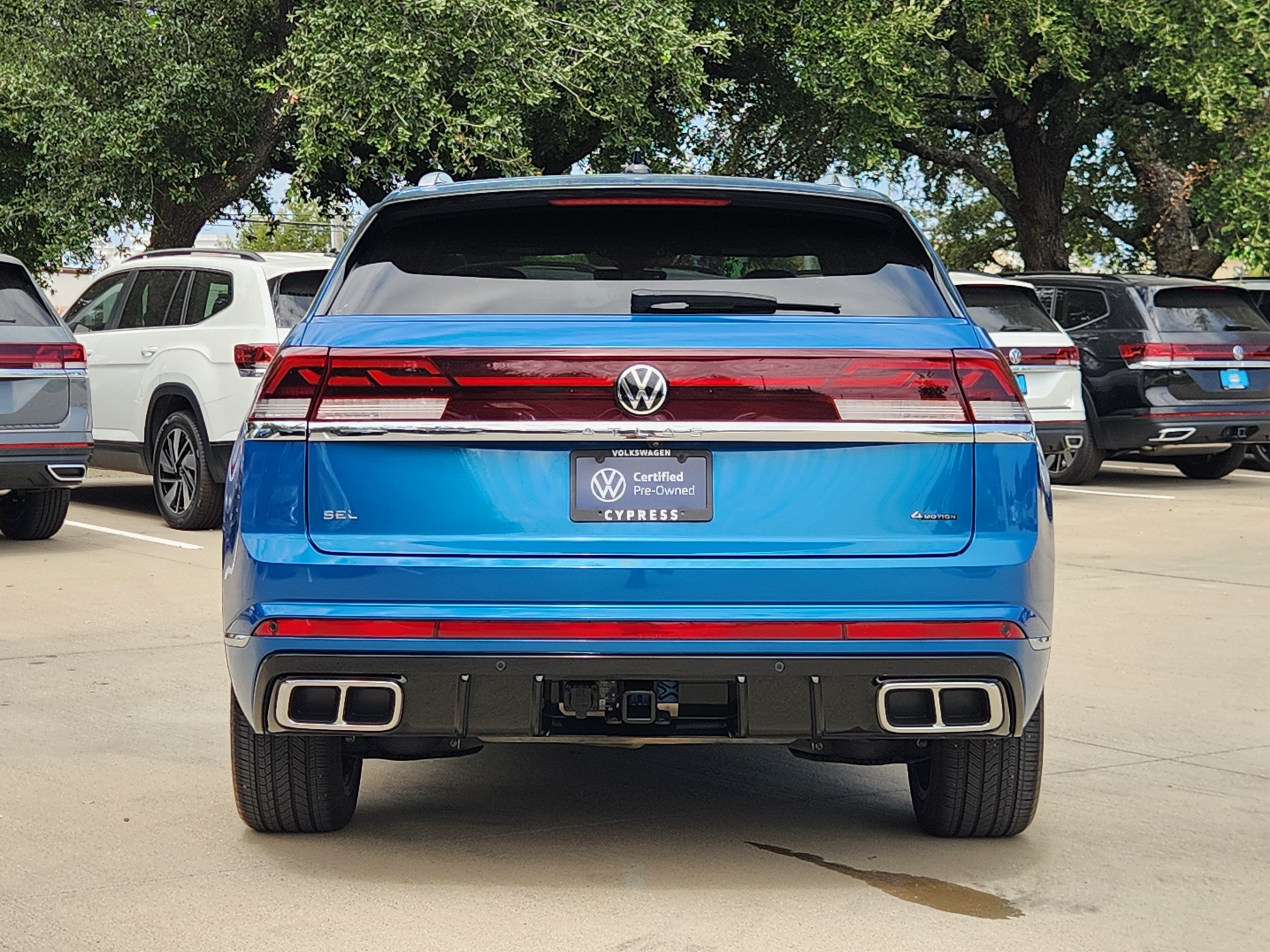2024 Volkswagen Atlas Cross Sport 2.0T SEL Premium R-Line