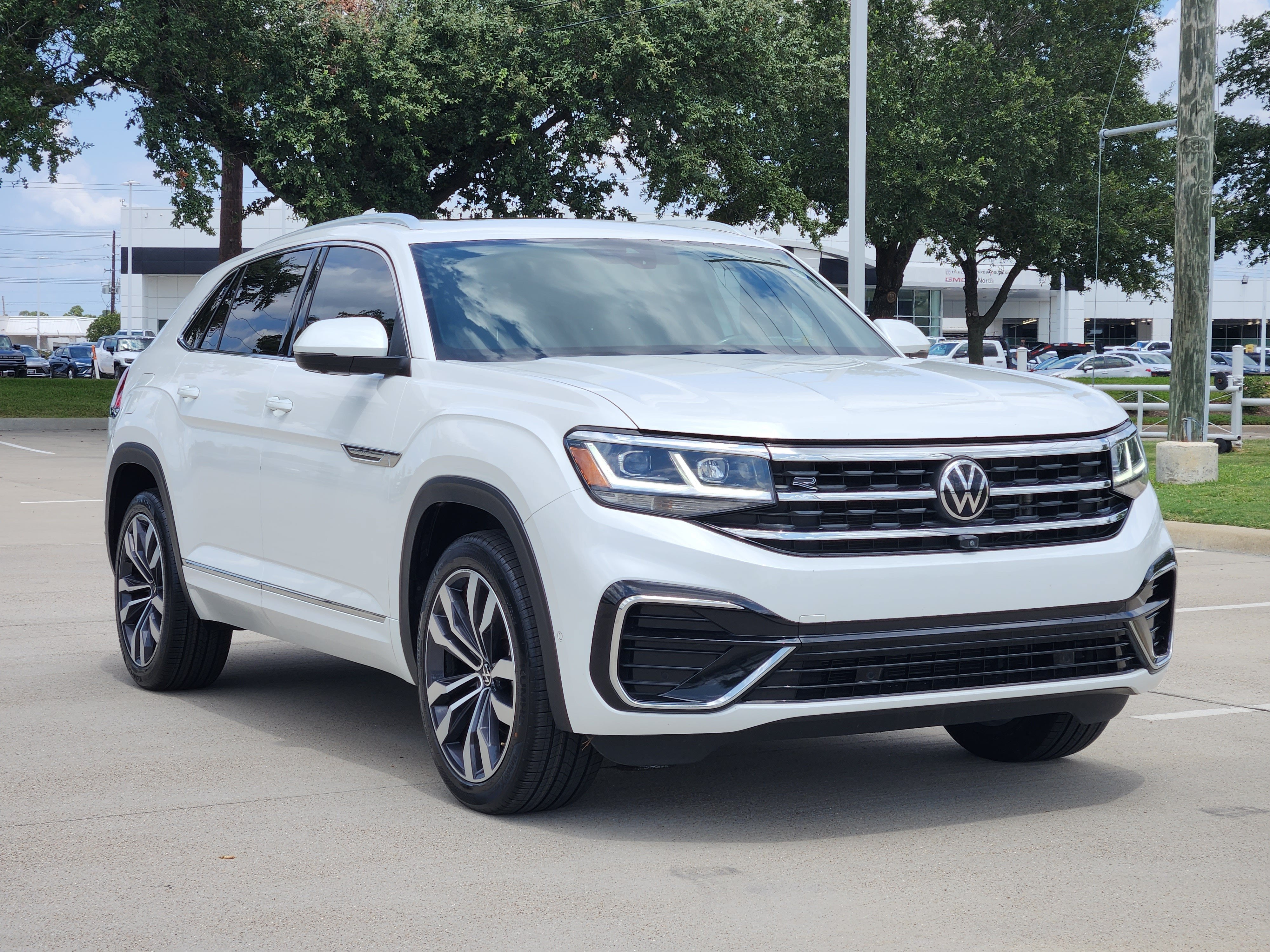 2023 Volkswagen Atlas Cross Sport 3.6L V6 SEL Premium R-Line
