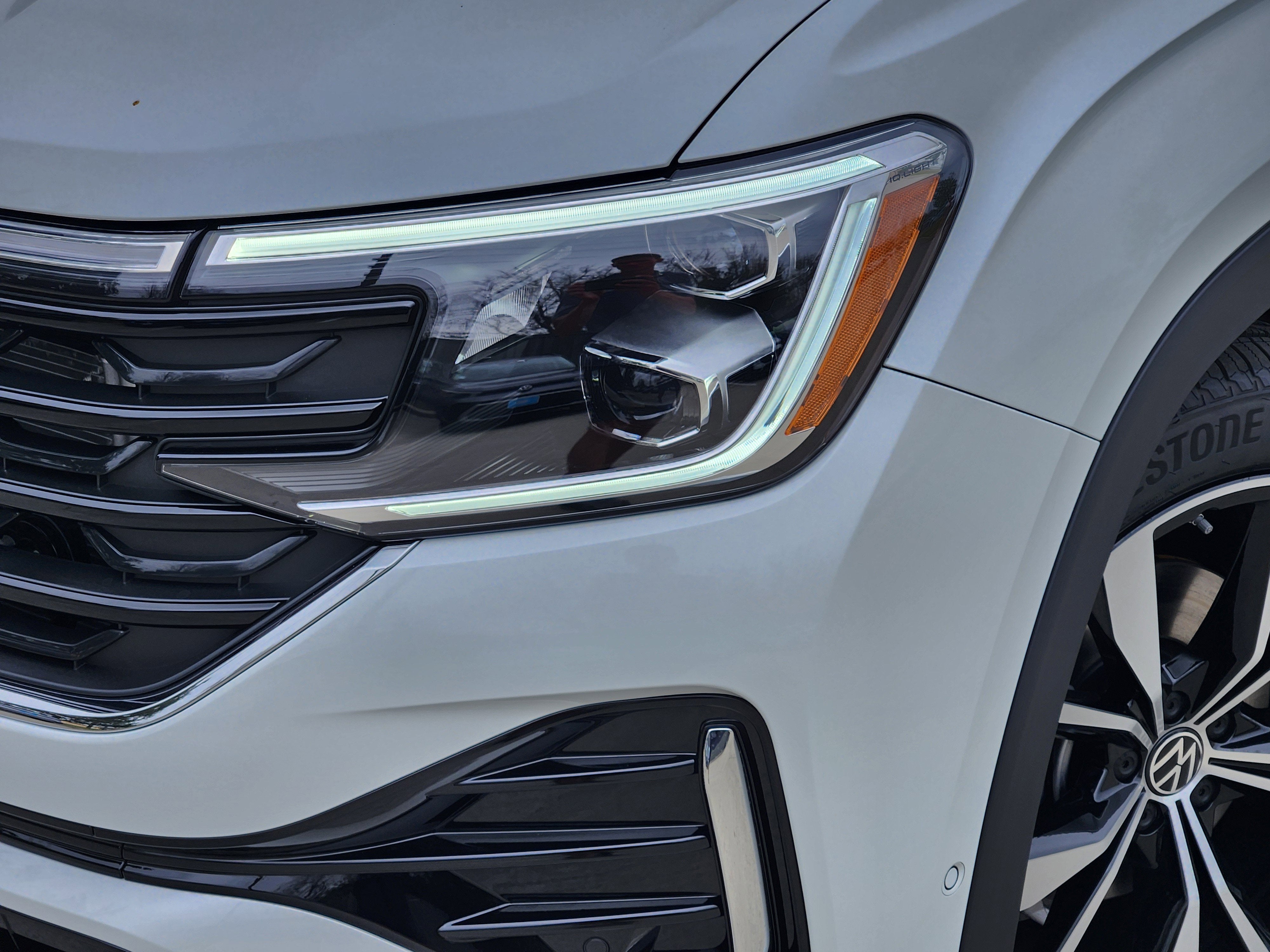 2026 Volkswagen Atlas 2.0T SEL Premium R-Line