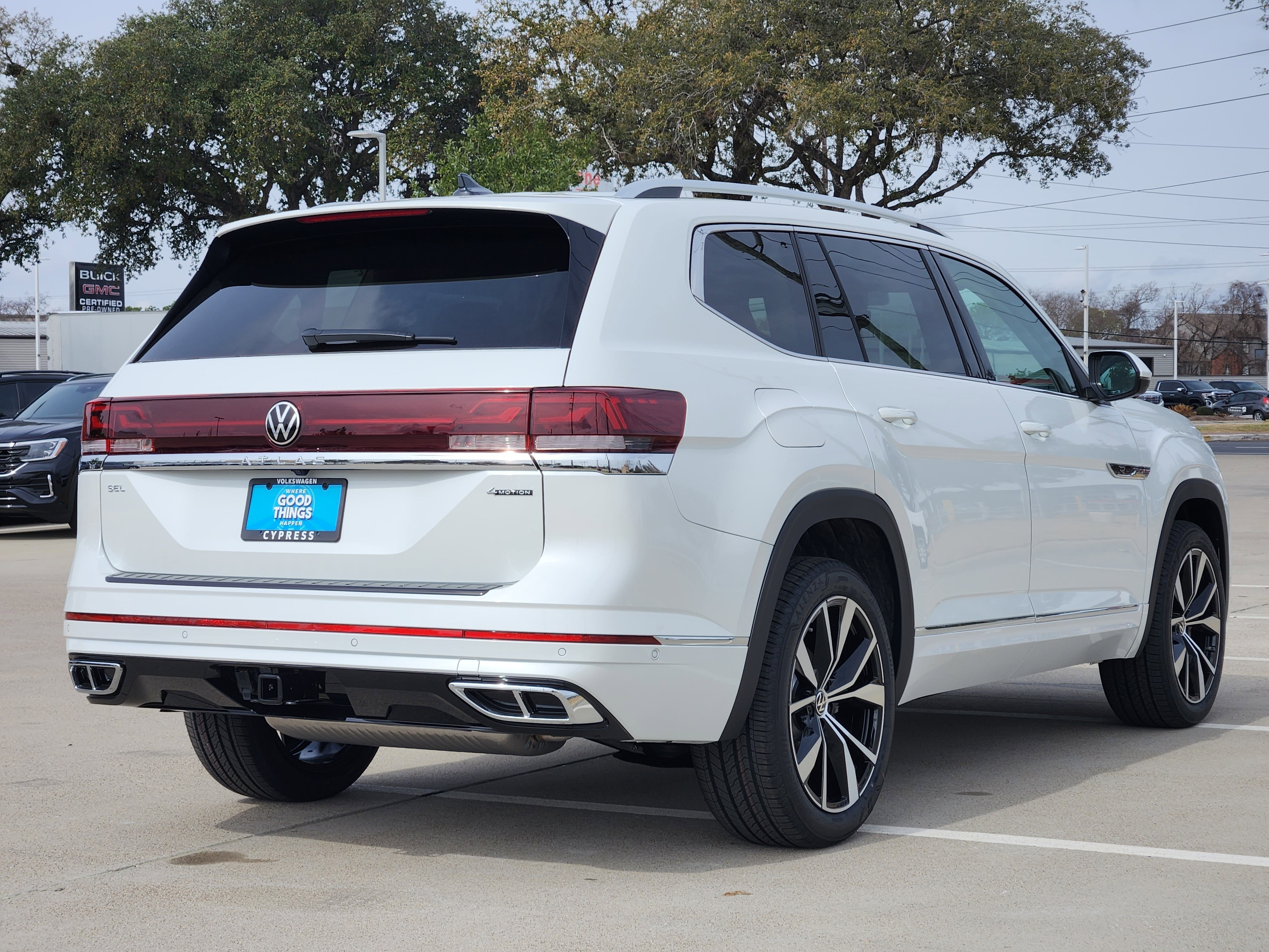 2026 Volkswagen Atlas 2.0T SEL Premium R-Line