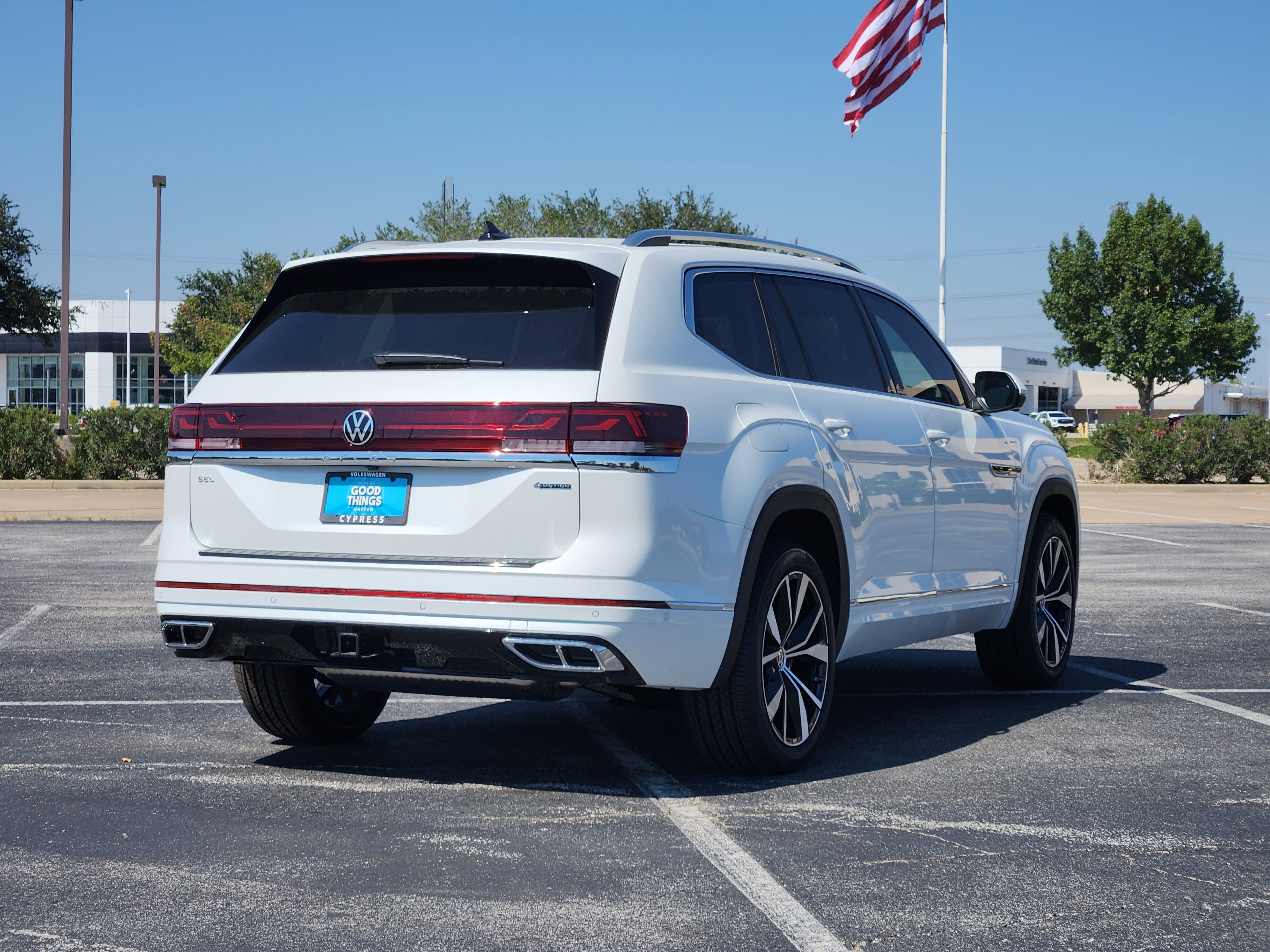 2026 Volkswagen Atlas 2.0T SEL Premium R-Line