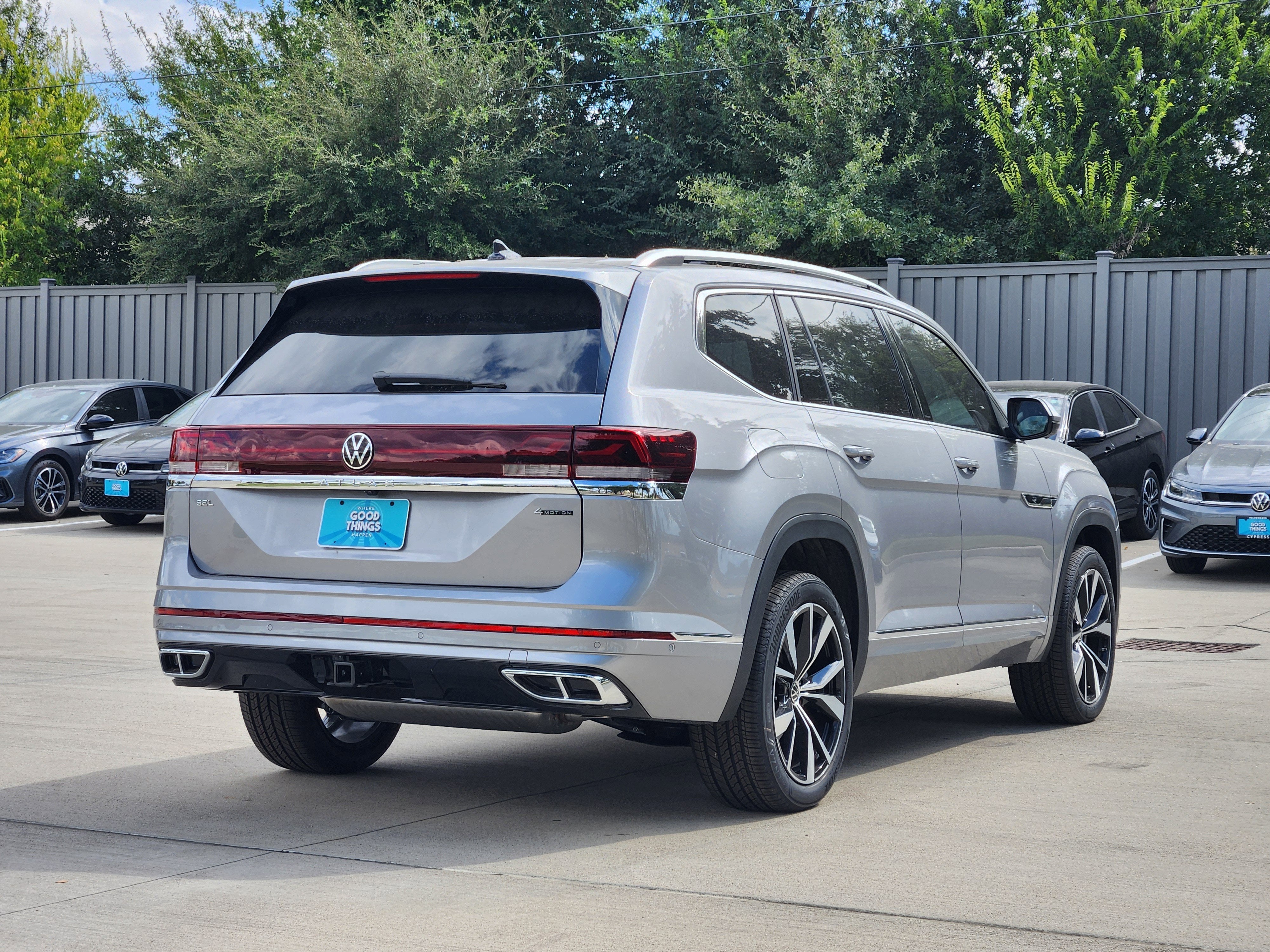 2026 Volkswagen Atlas 2.0T SEL Premium R-Line