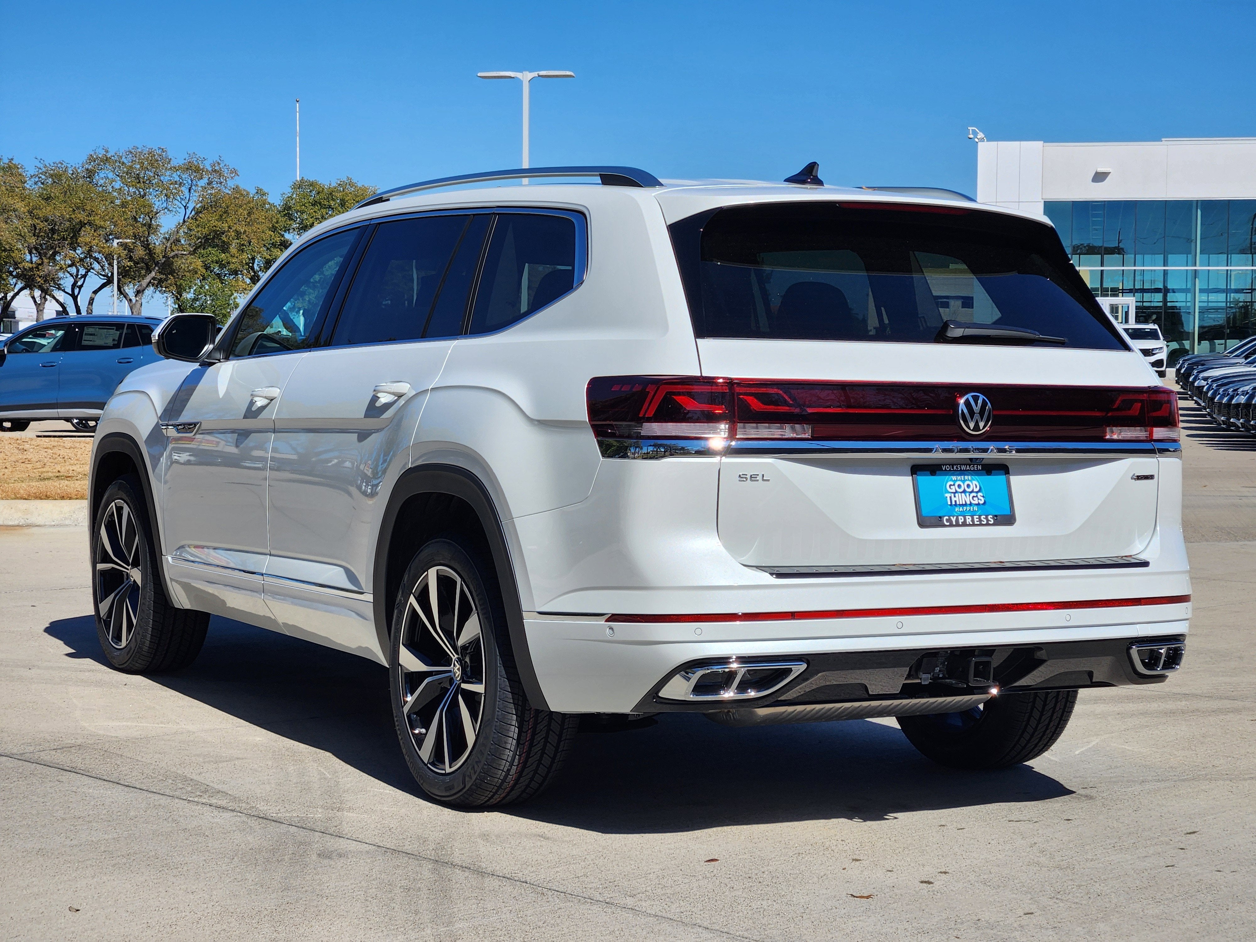 2026 Volkswagen Atlas 2.0T SEL Premium R-Line
