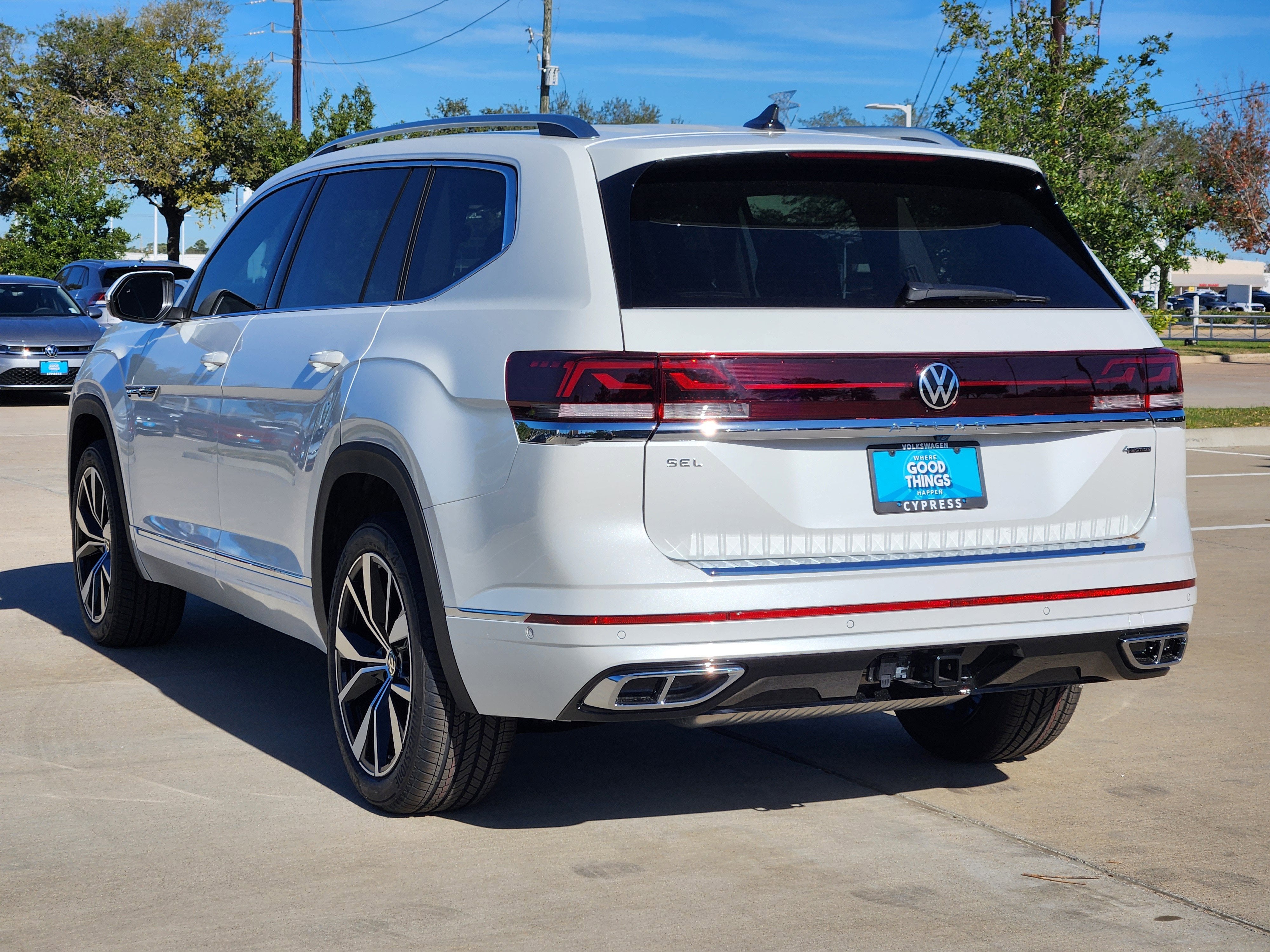 2026 Volkswagen Atlas 2.0T SEL Premium R-Line