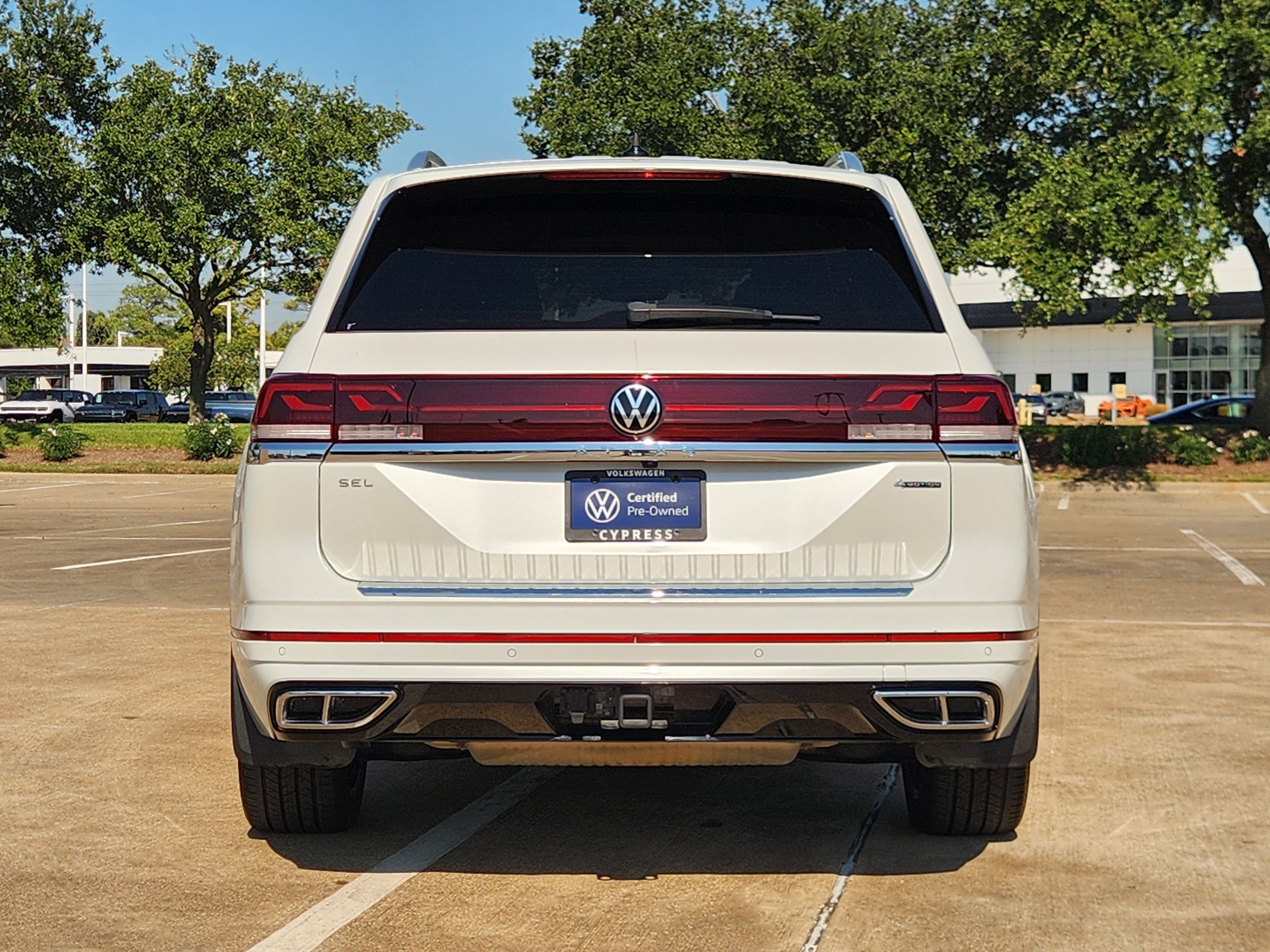2024 Volkswagen Atlas 2.0T SEL Premium R-Line