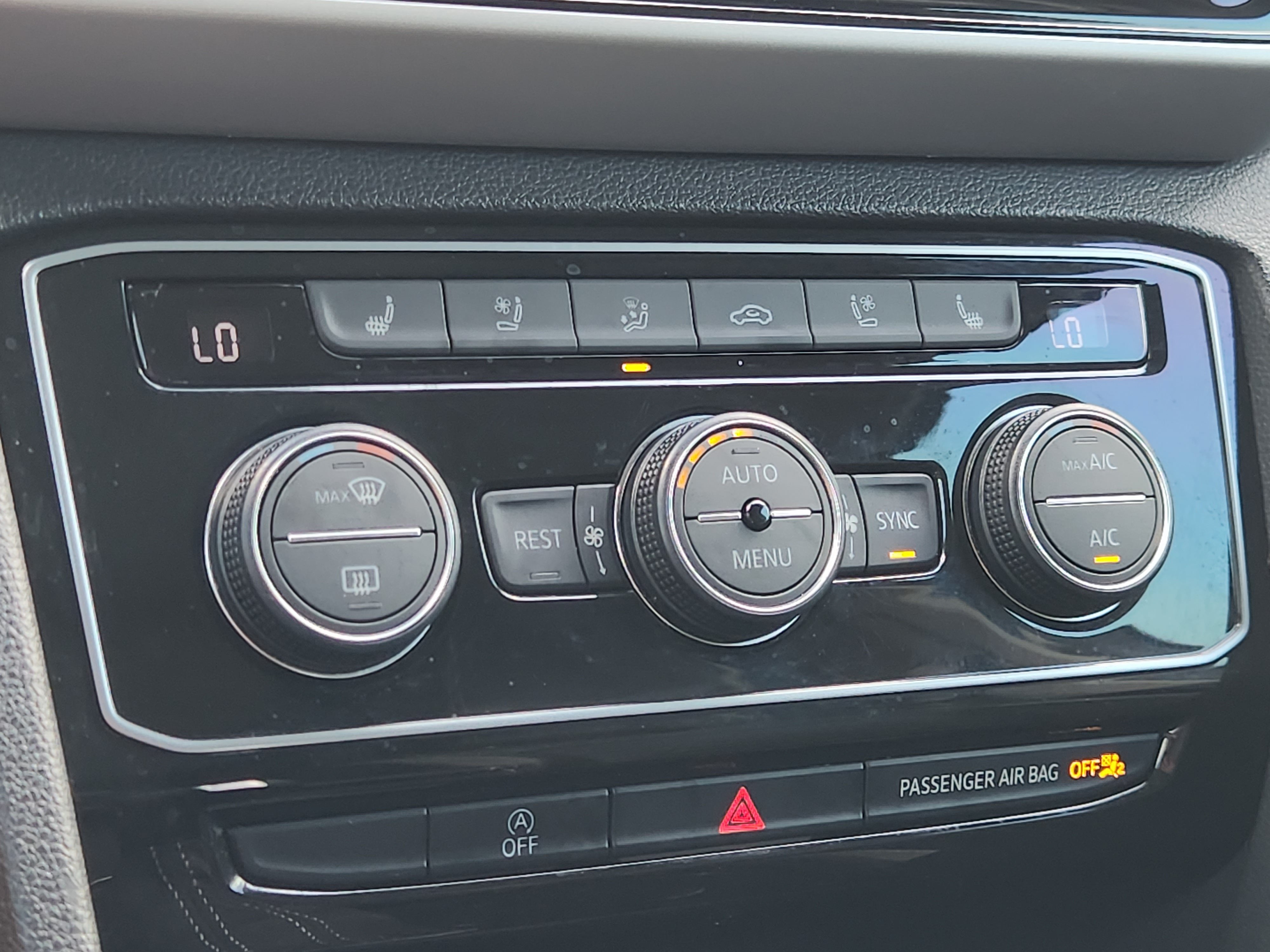 2021 Volkswagen Atlas 3.6L V6 SEL Premium R-Line