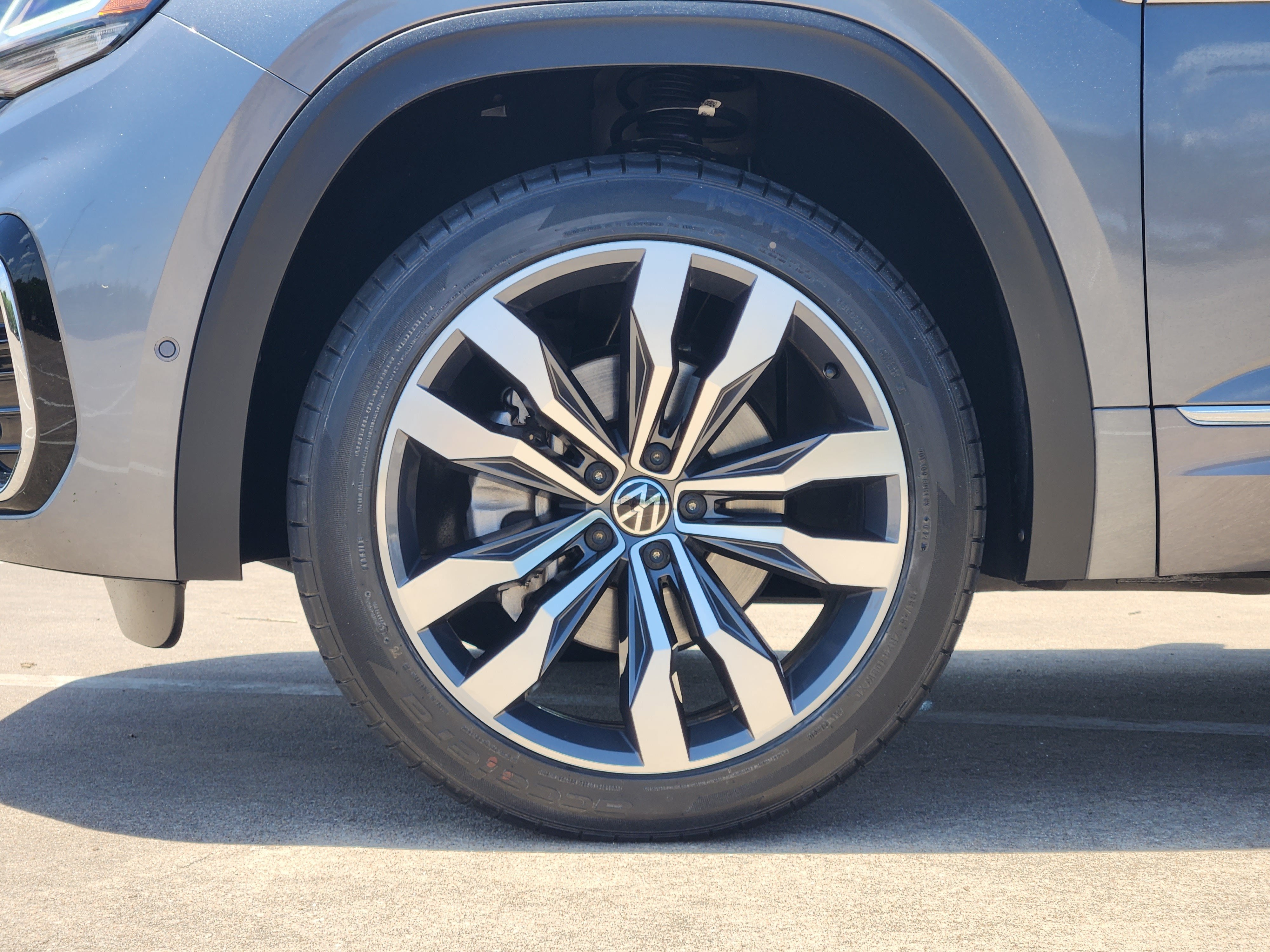 2023 Volkswagen Atlas 3.6L V6 SEL Premium R-Line