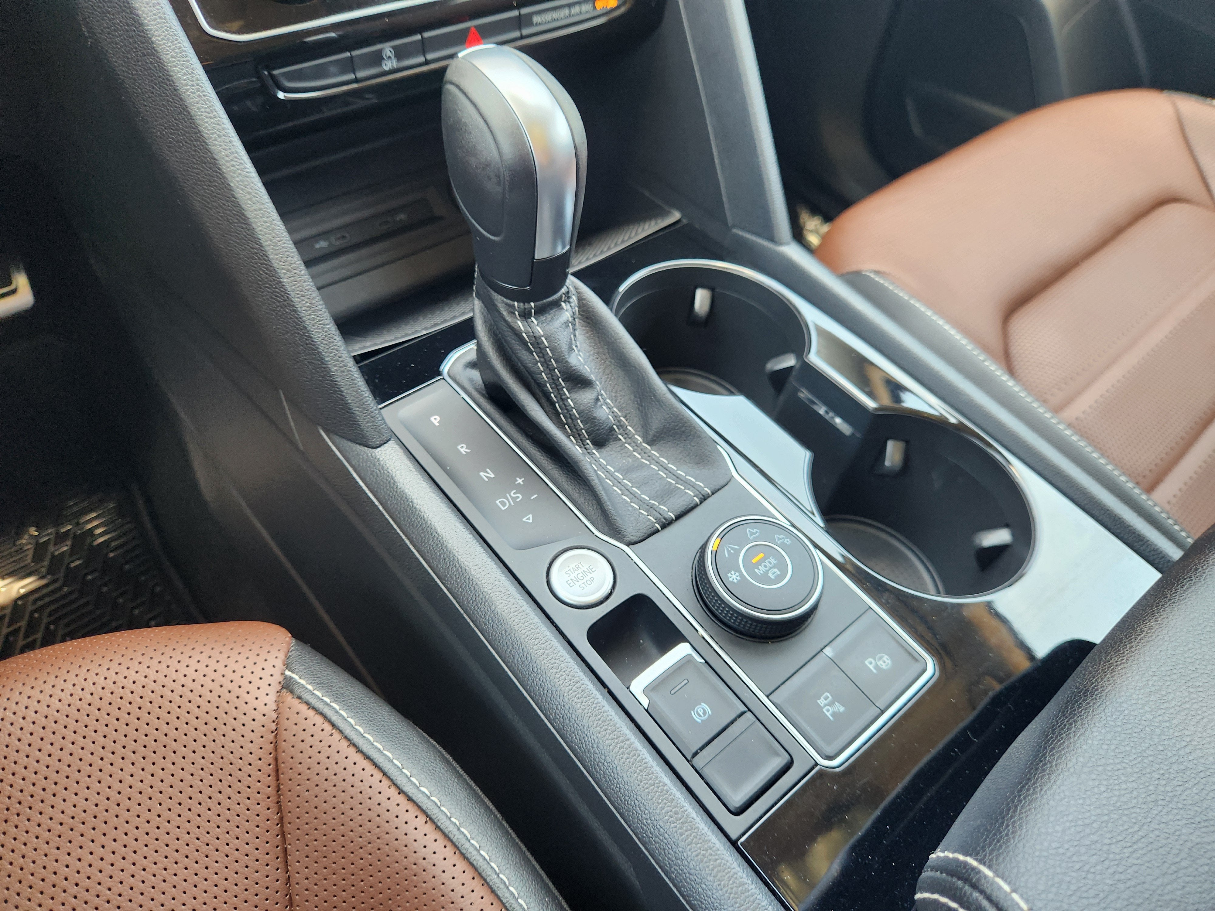 2023 Volkswagen Atlas 3.6L V6 SEL Premium R-Line