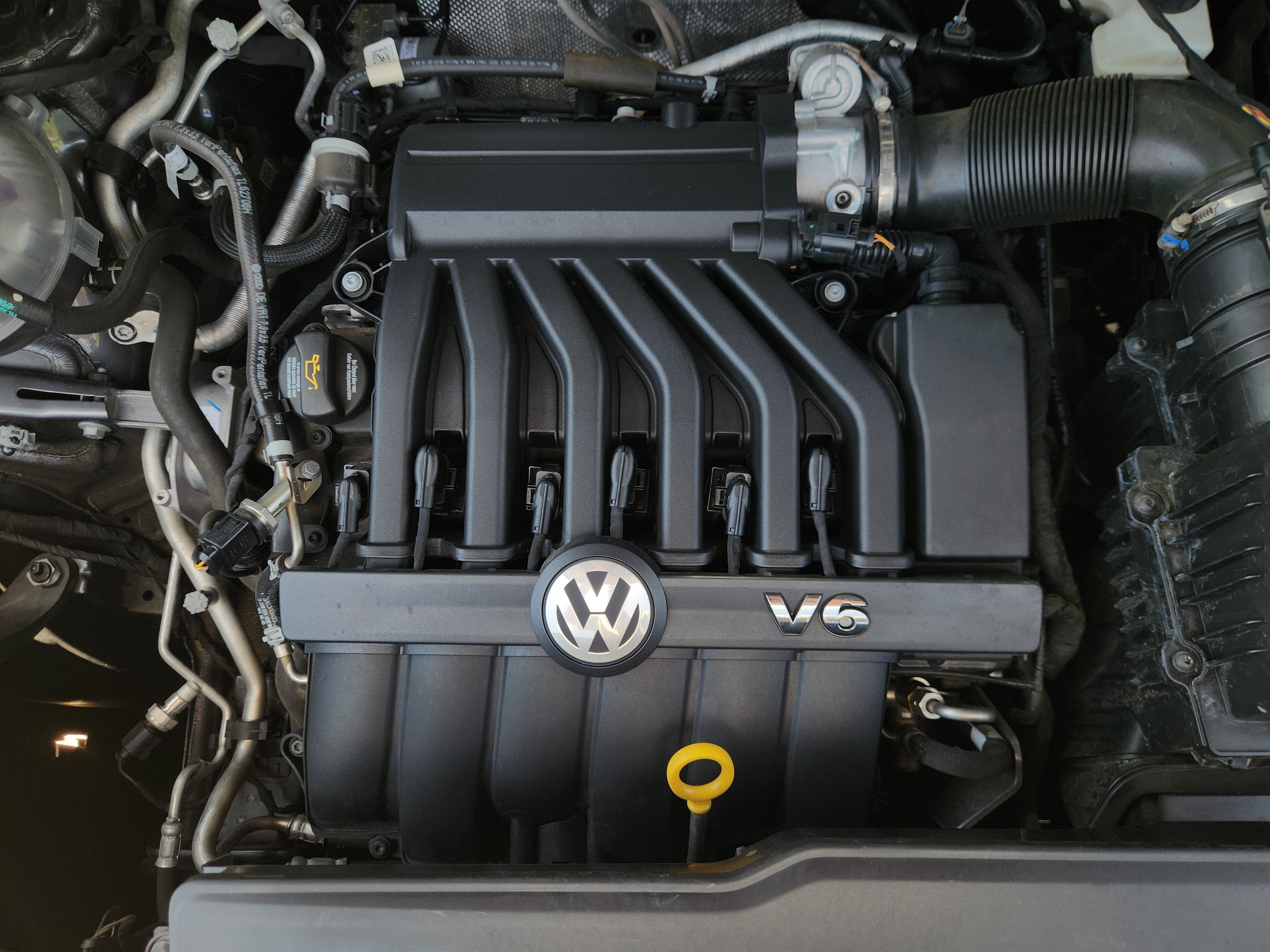 2023 Volkswagen Atlas 3.6L V6 SEL Premium R-Line