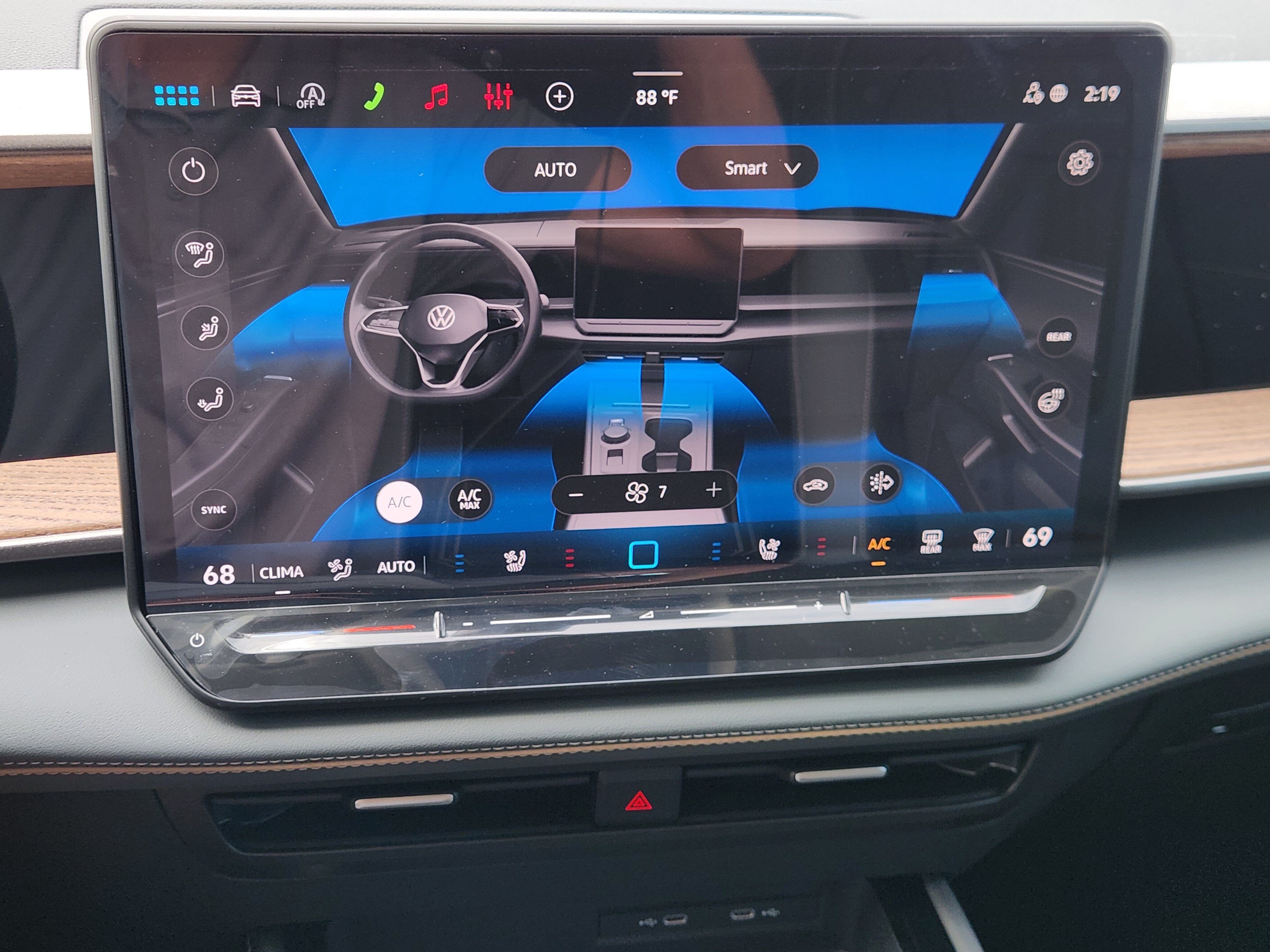 2027 Volkswagen Atlas SE w/Technology