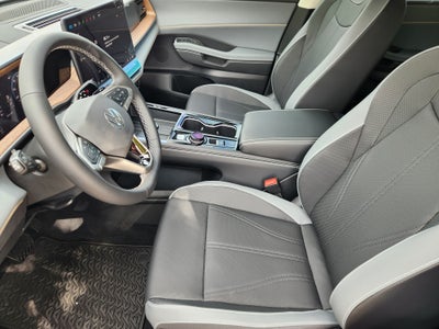 2027 Volkswagen Atlas SE w/Technology